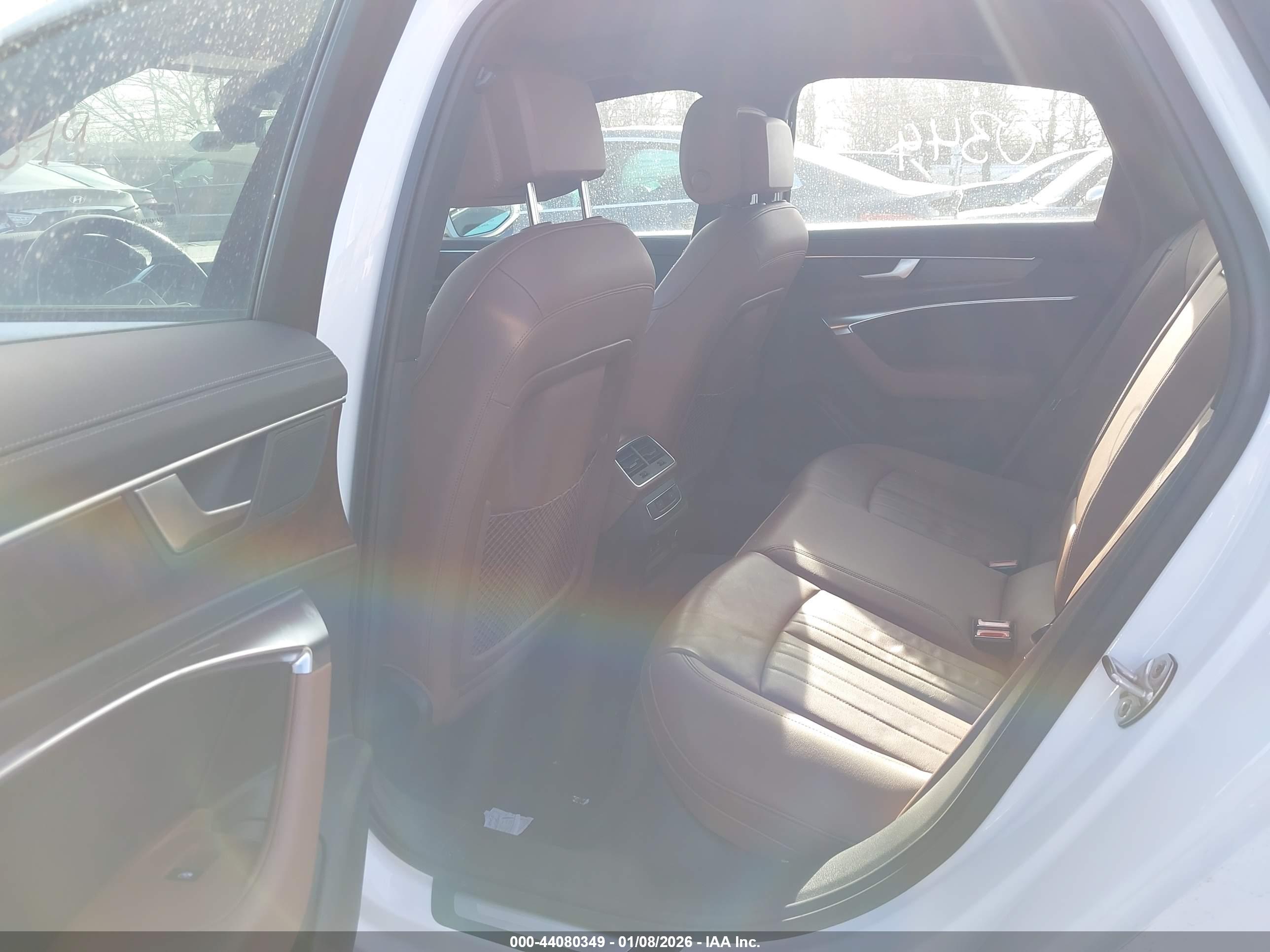 AUDI A6 image 8