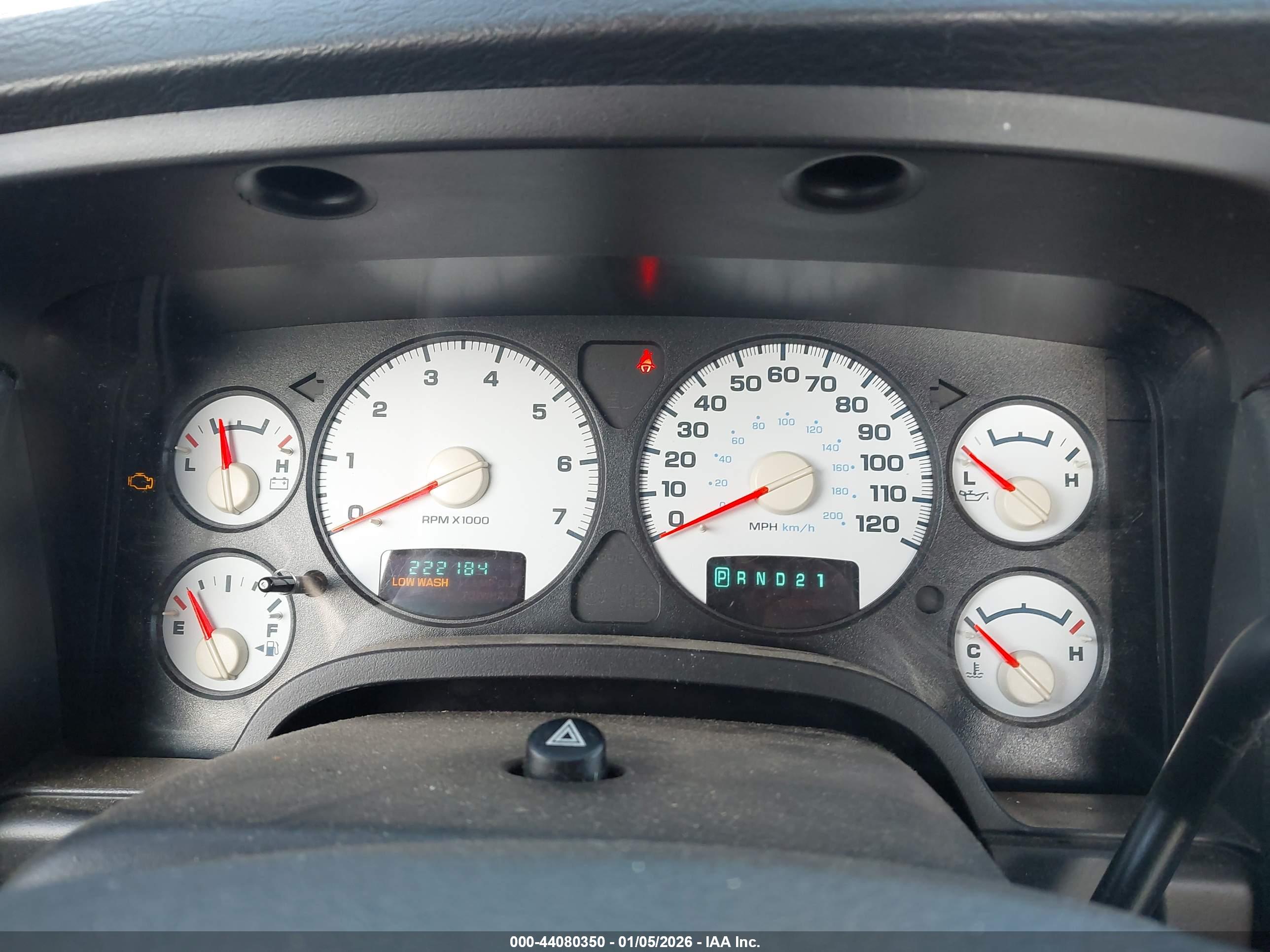 DODGE RAM image 7