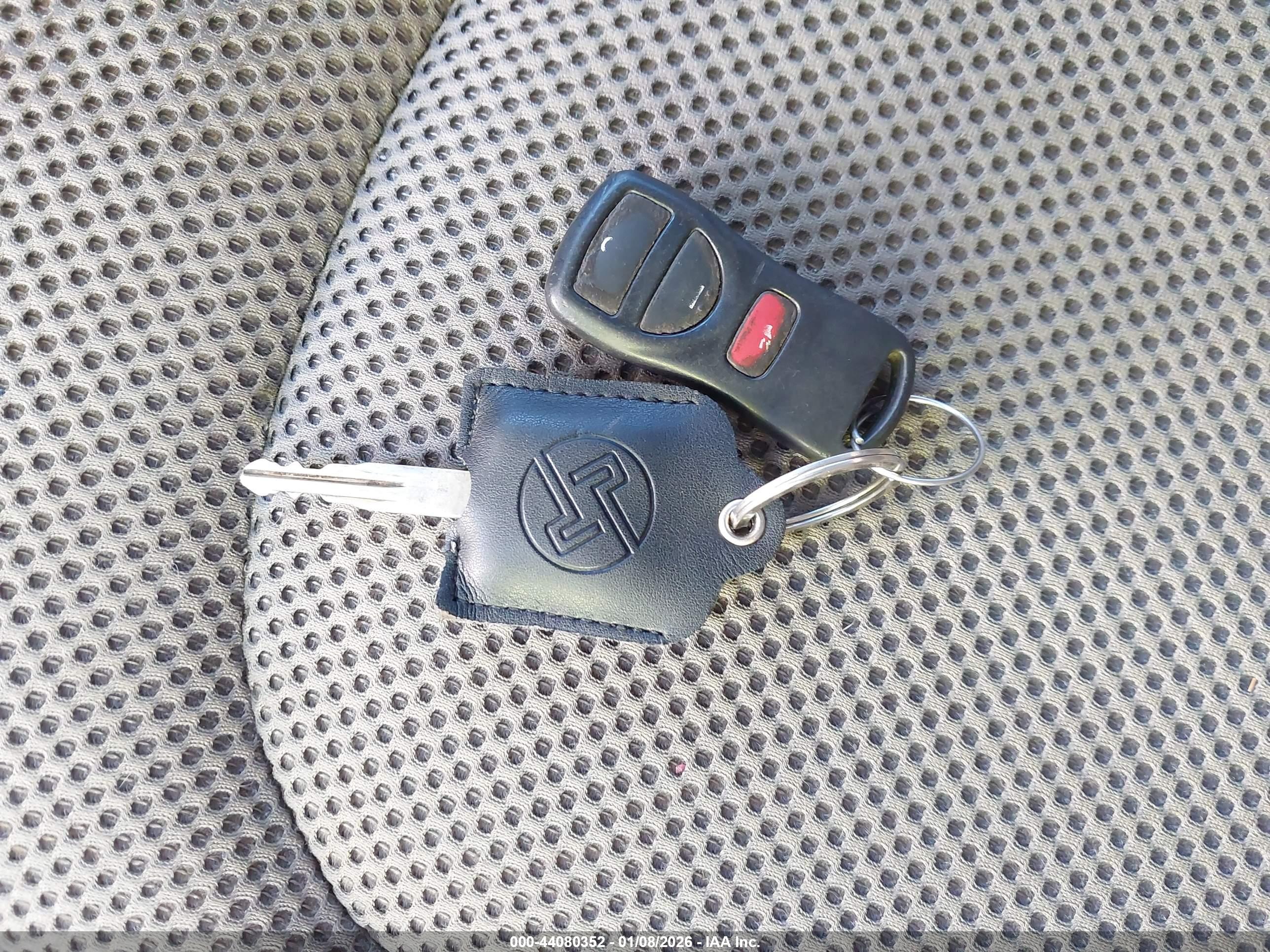 NISSAN FRONTIER image 11