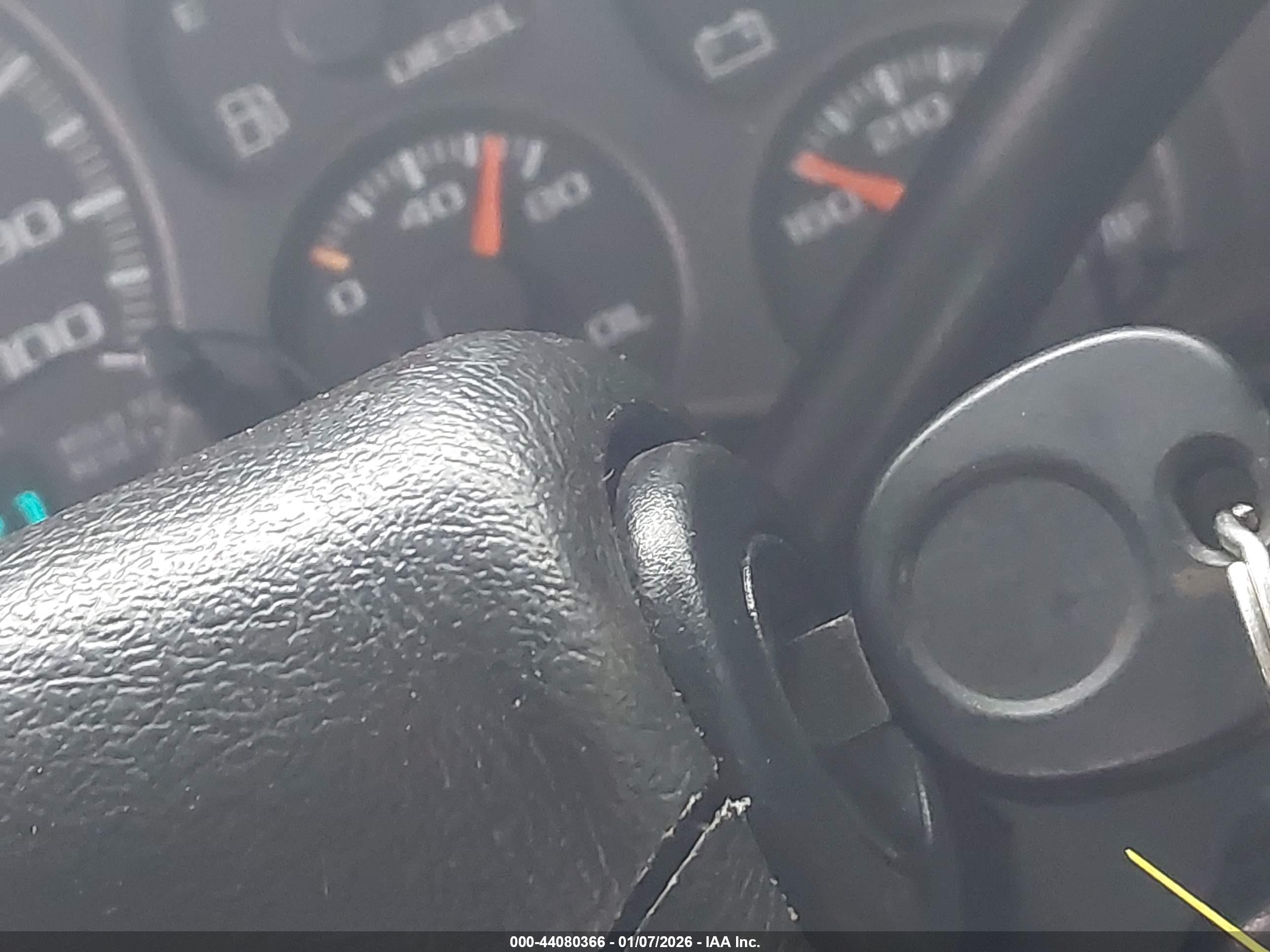 GMC SIERRA image 11