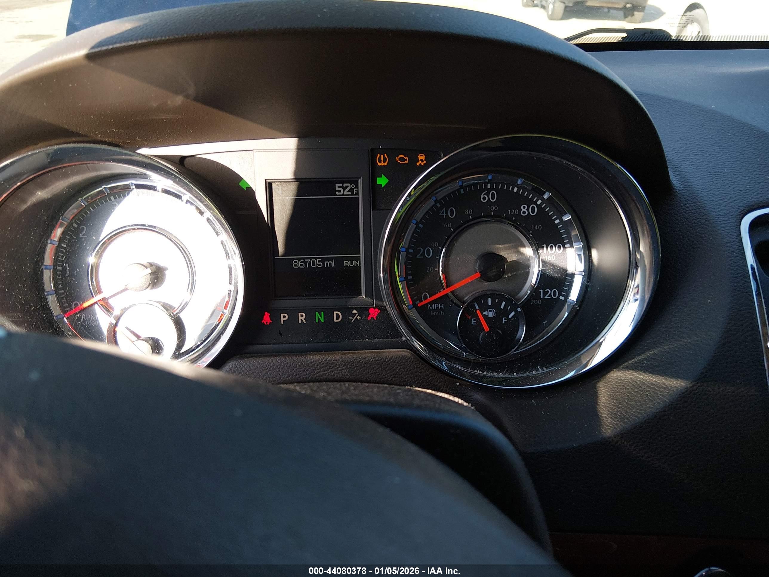 CHRYSLER TOWN image 7