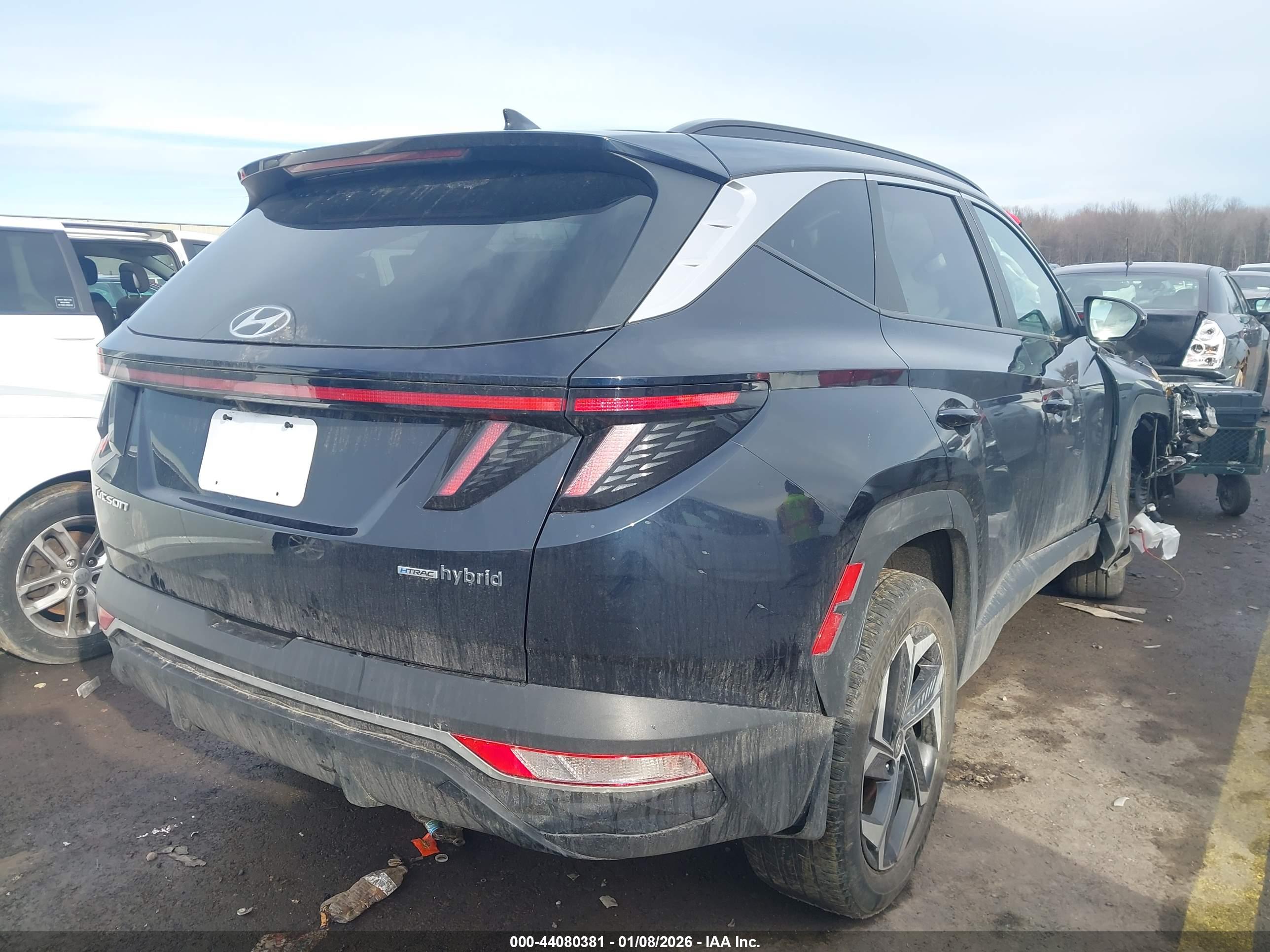 HYUNDAI TUCSON image 4