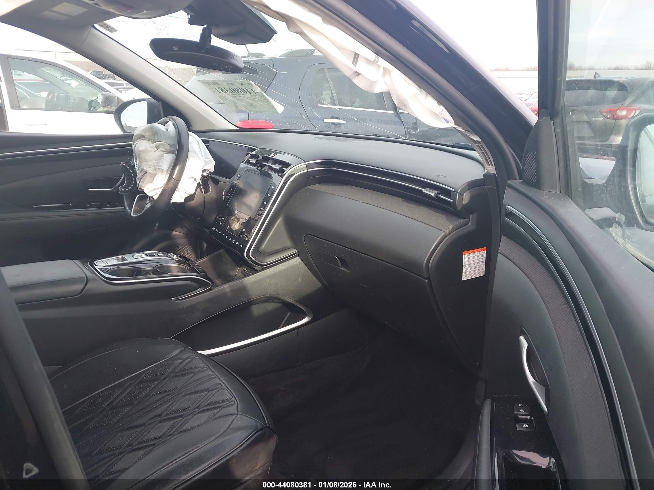 HYUNDAI TUCSON image 5