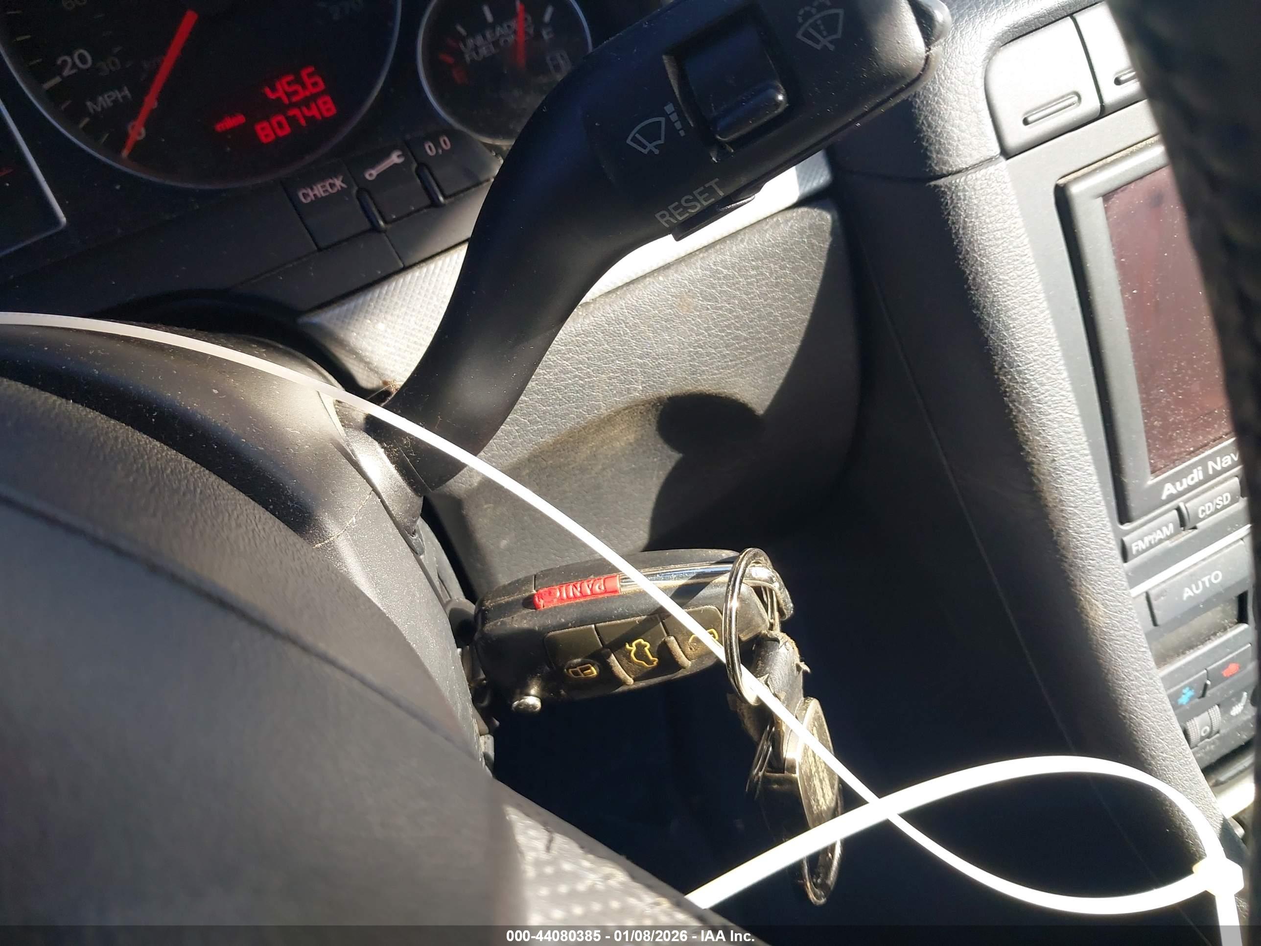 AUDI A4 image 11