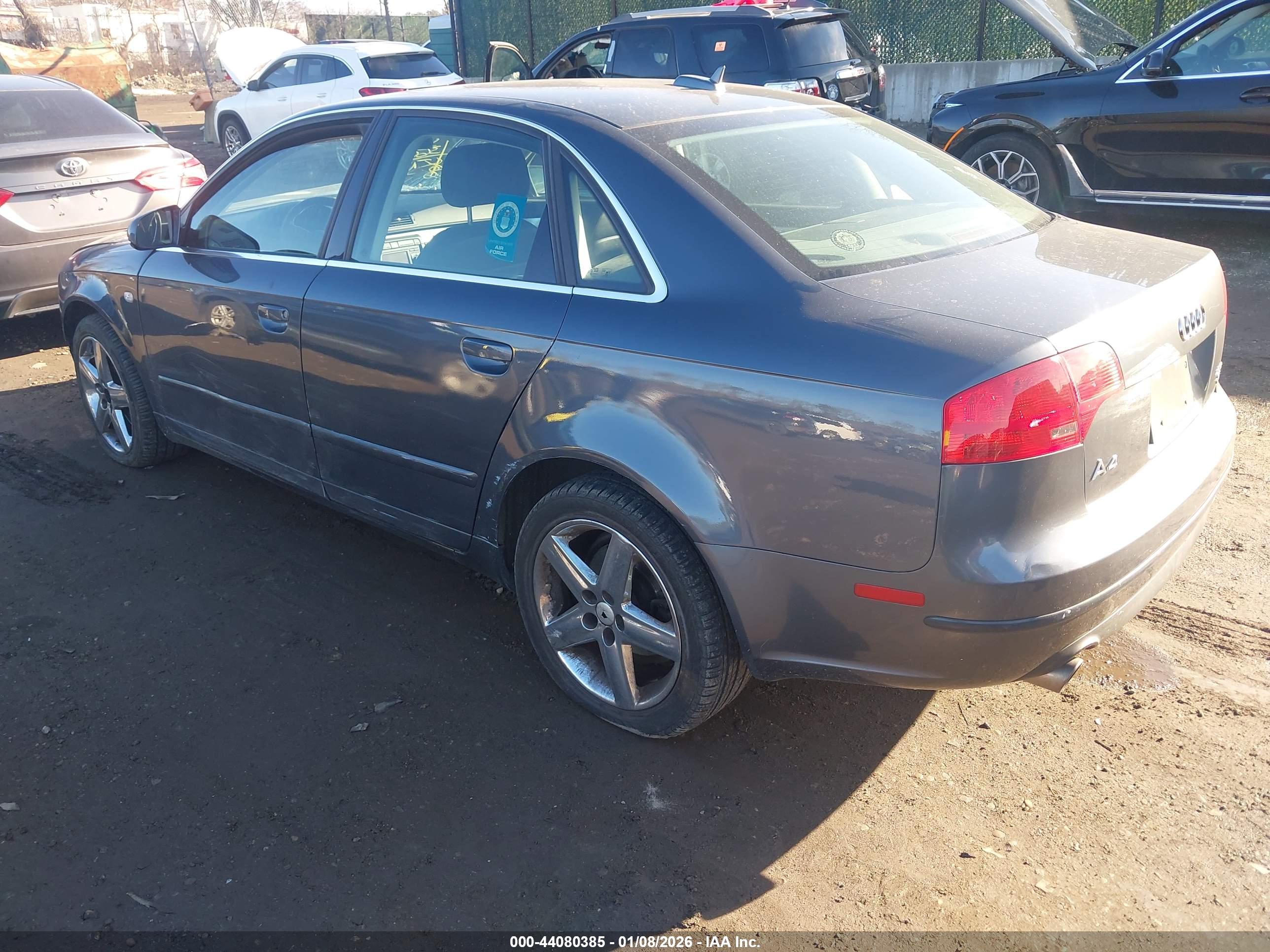 AUDI A4 image 3