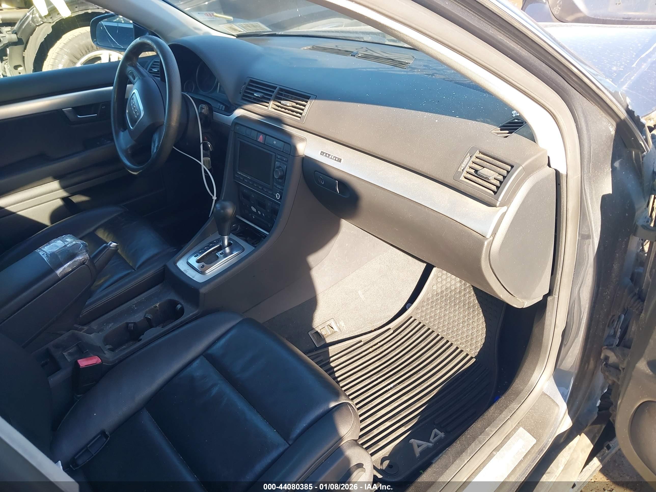 AUDI A4 image 5