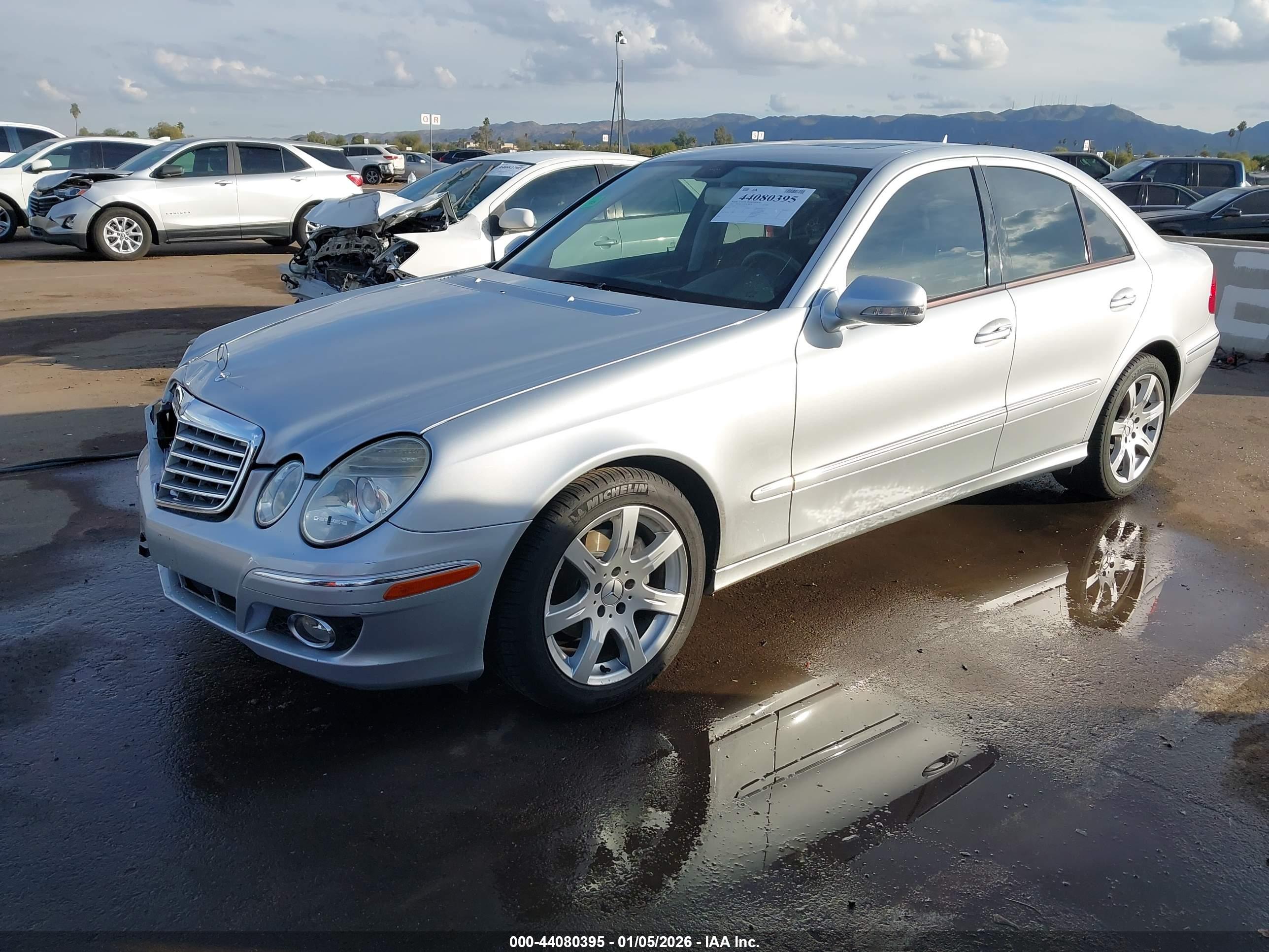 MERCEDES-BENZ E image 2