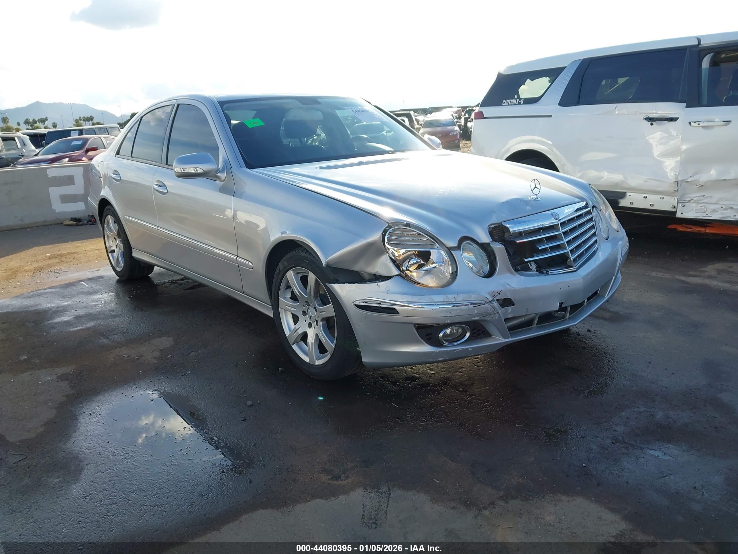 MERCEDES-BENZ E image 6