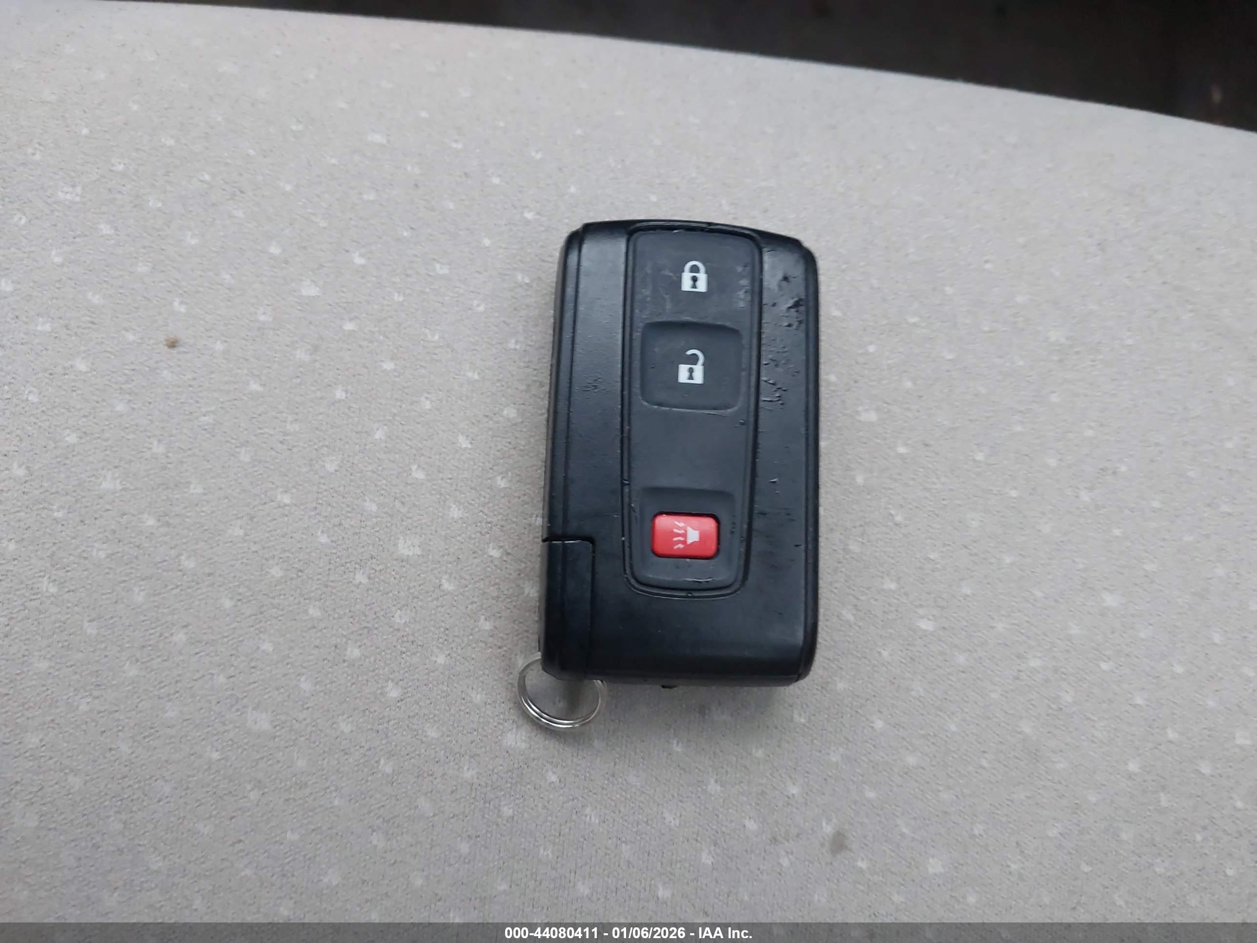 TOYOTA PRIUS image 11