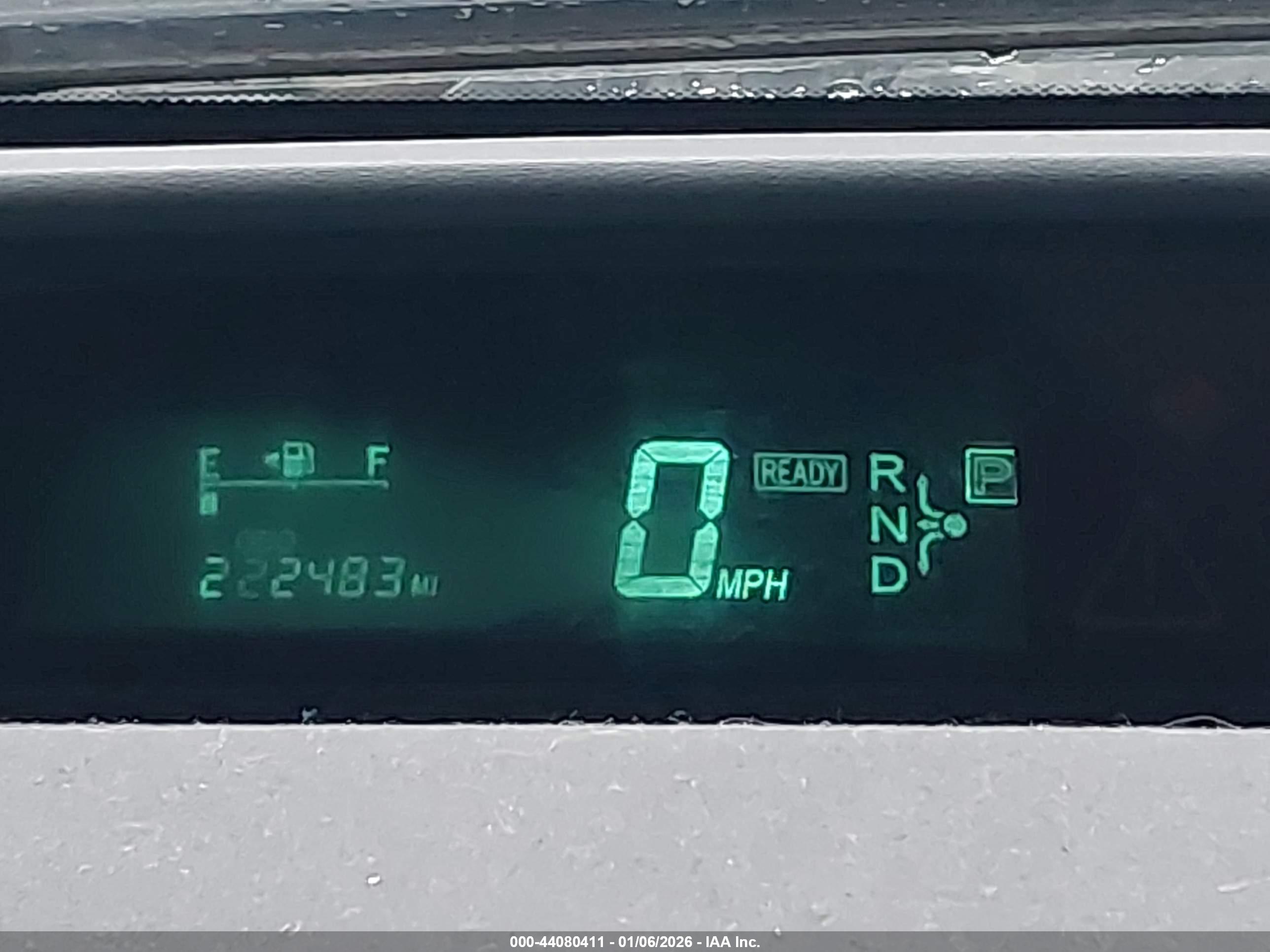 TOYOTA PRIUS image 7