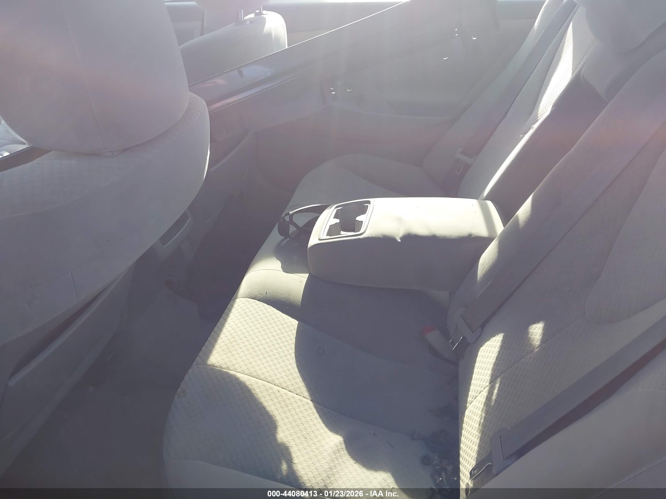 TOYOTA CAMRY image 8