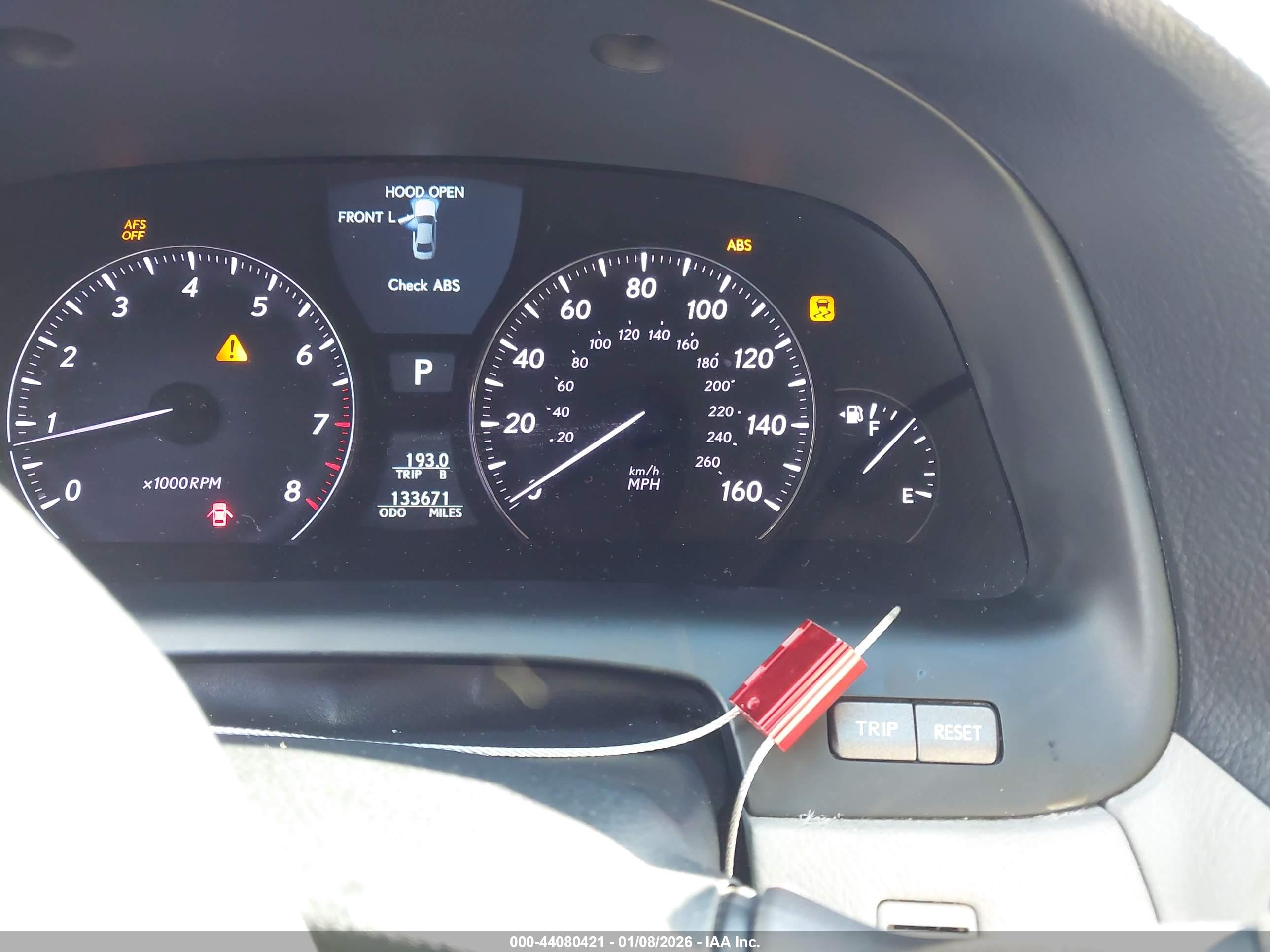 LEXUS LS image 7