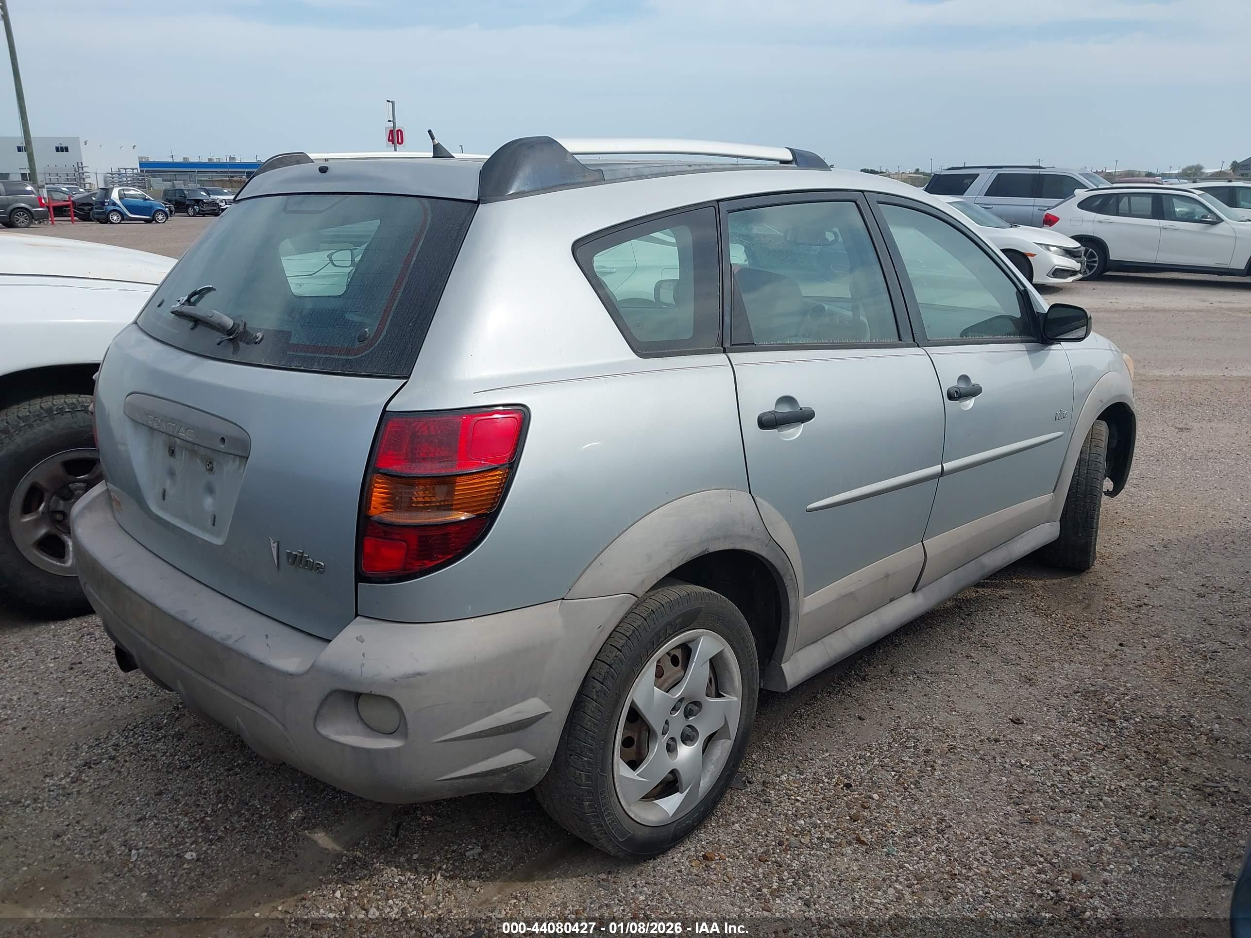 PONTIAC VIBE image 4