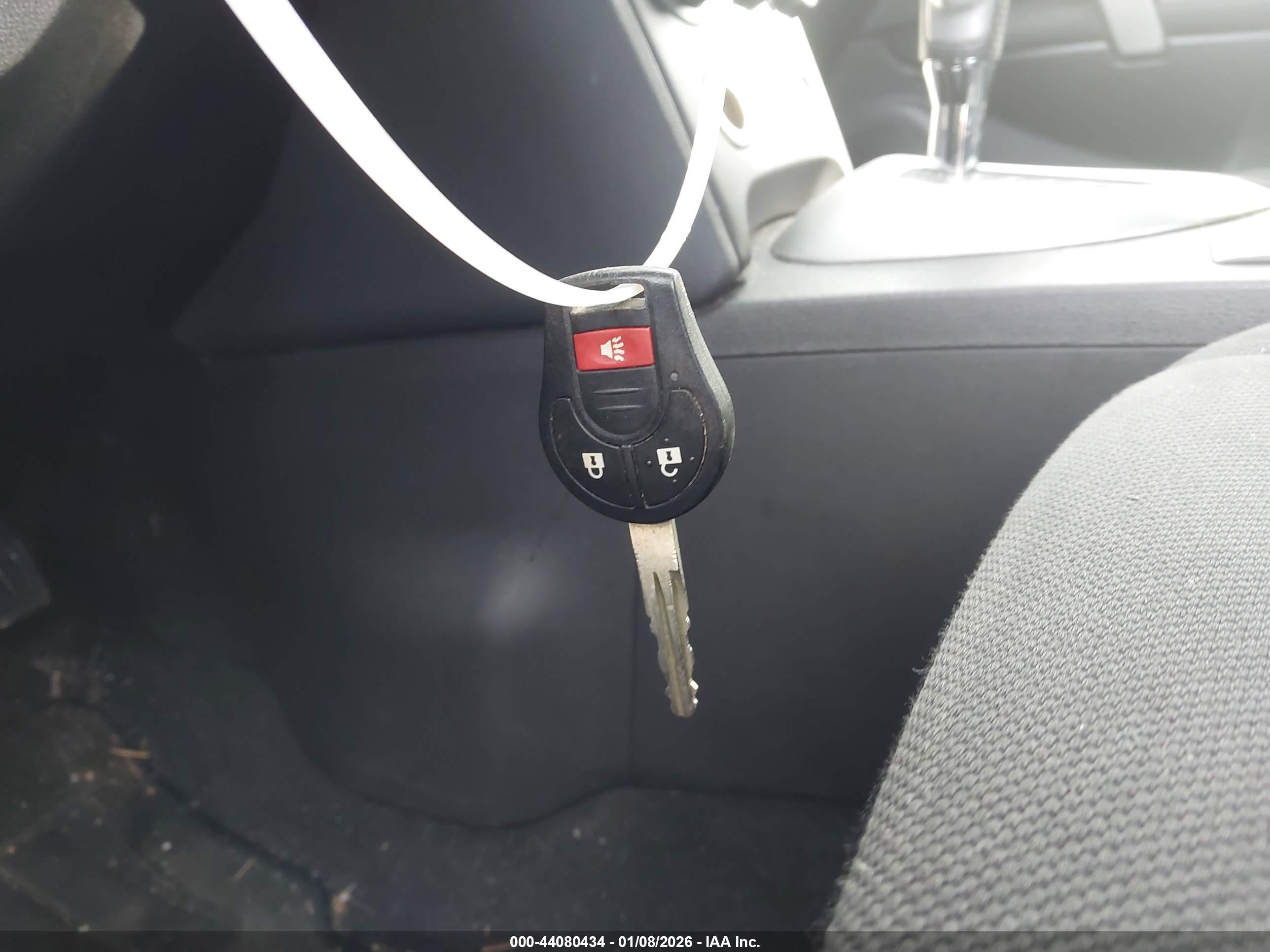 NISSAN ROGUE image 11