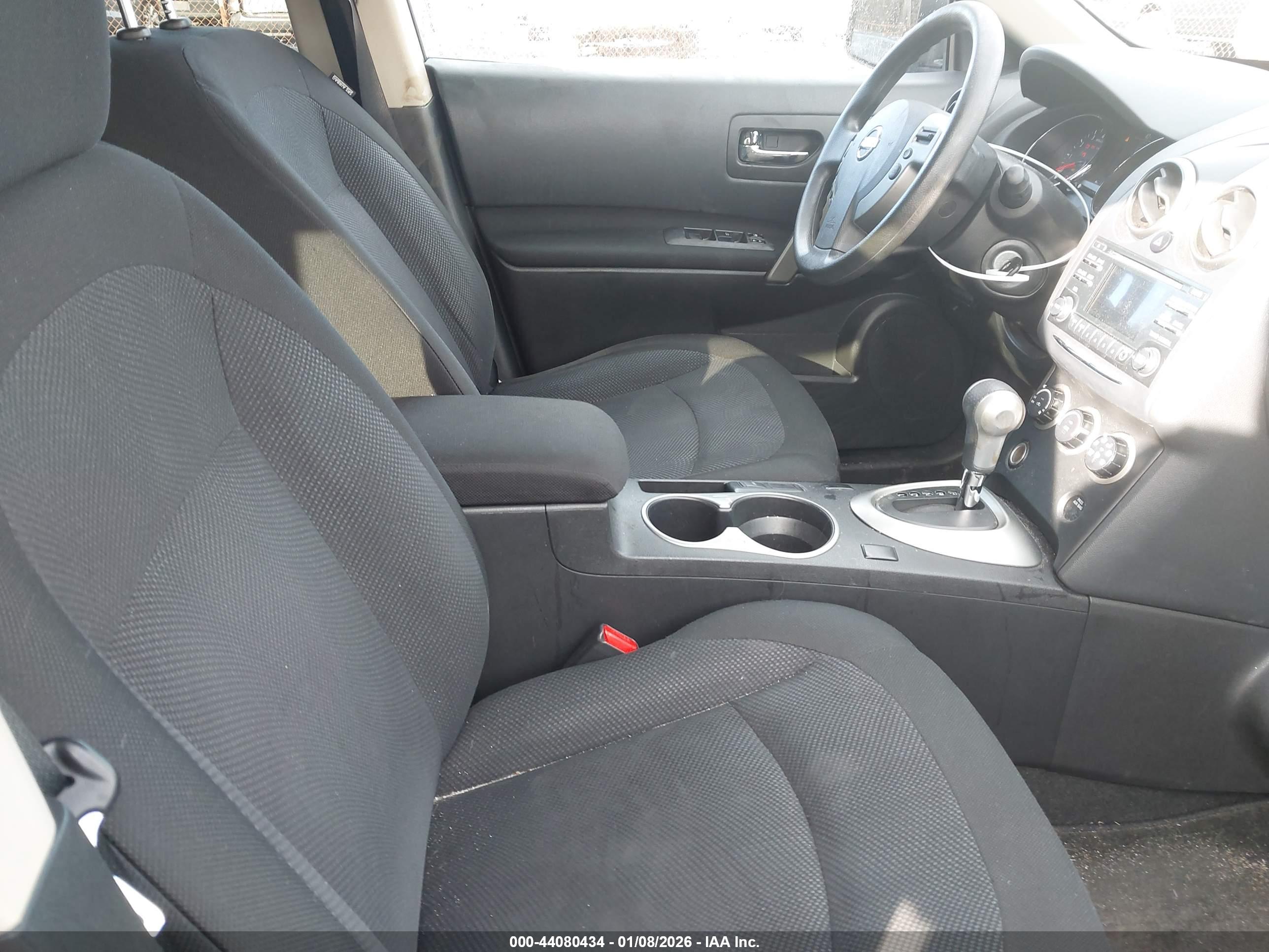 NISSAN ROGUE image 5