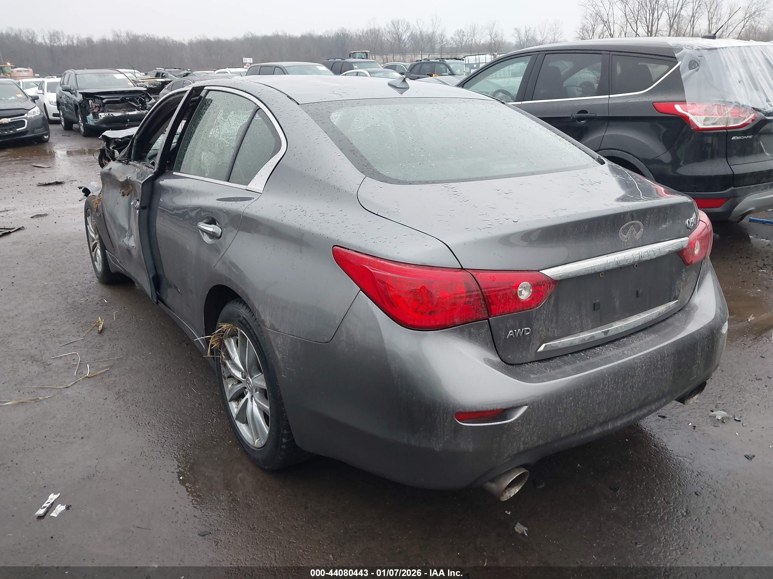 INFINITI Q50 image 3