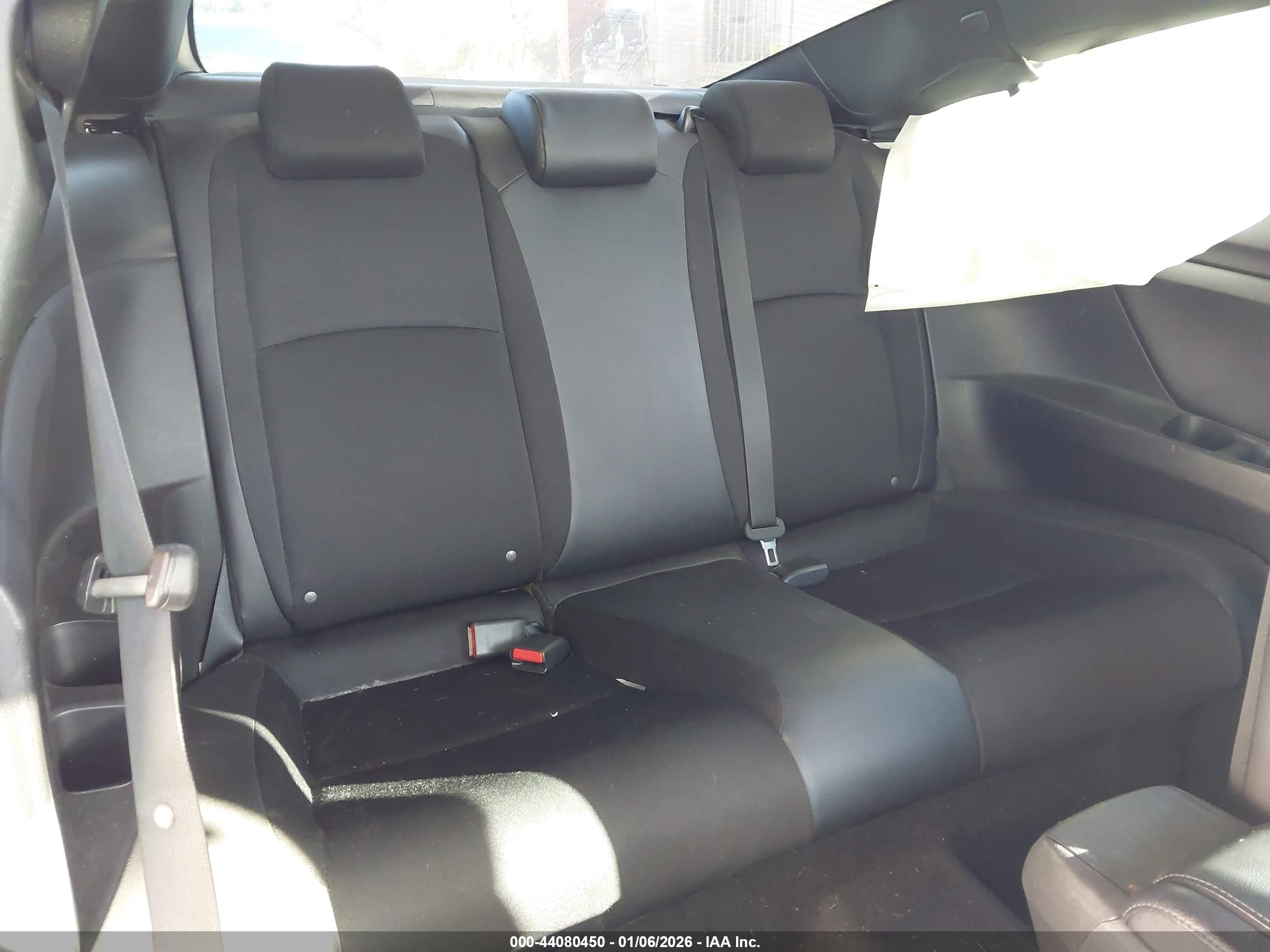 HONDA CIVIC image 8