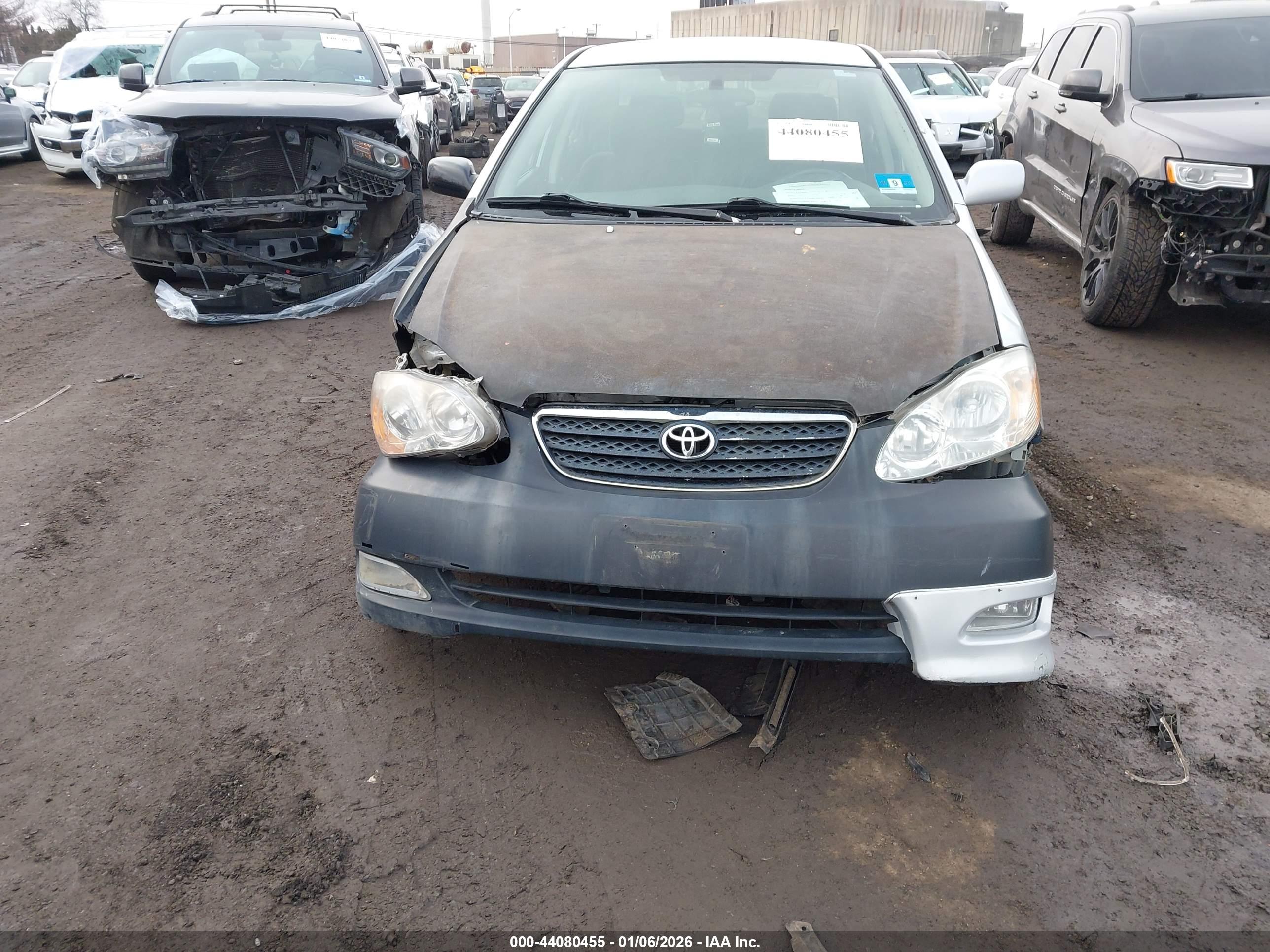 TOYOTA COROLLA image 6