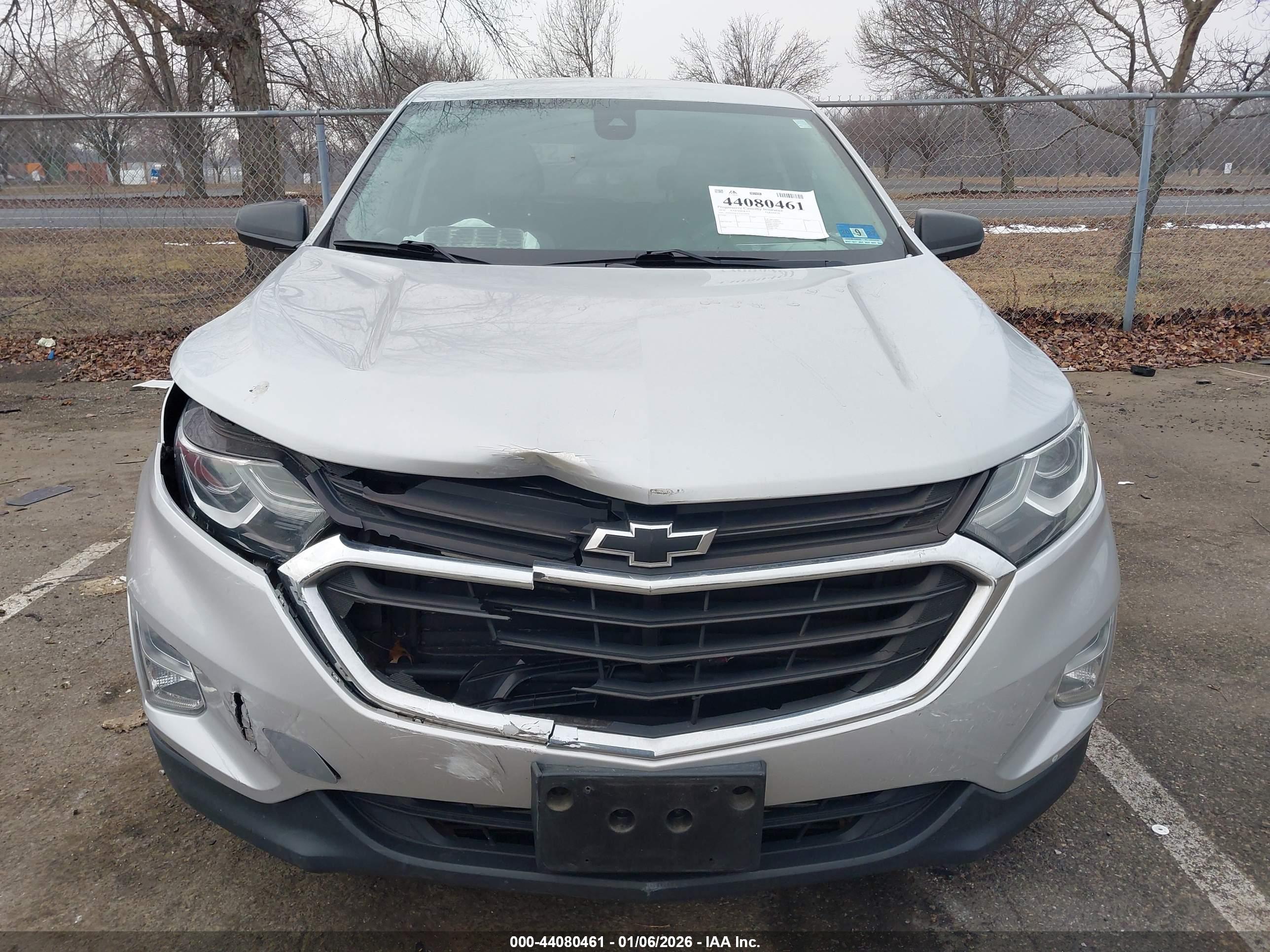 CHEVROLET EQUINOX image 6