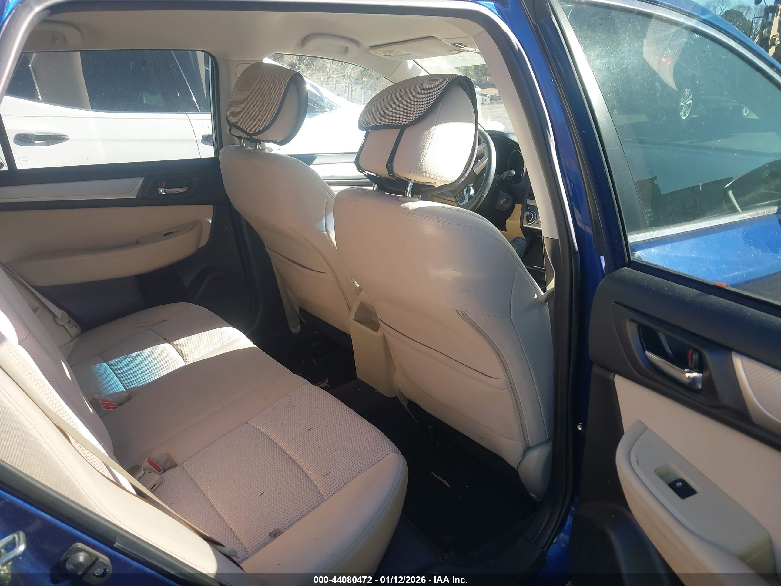 SUBARU OUTBACK image 8