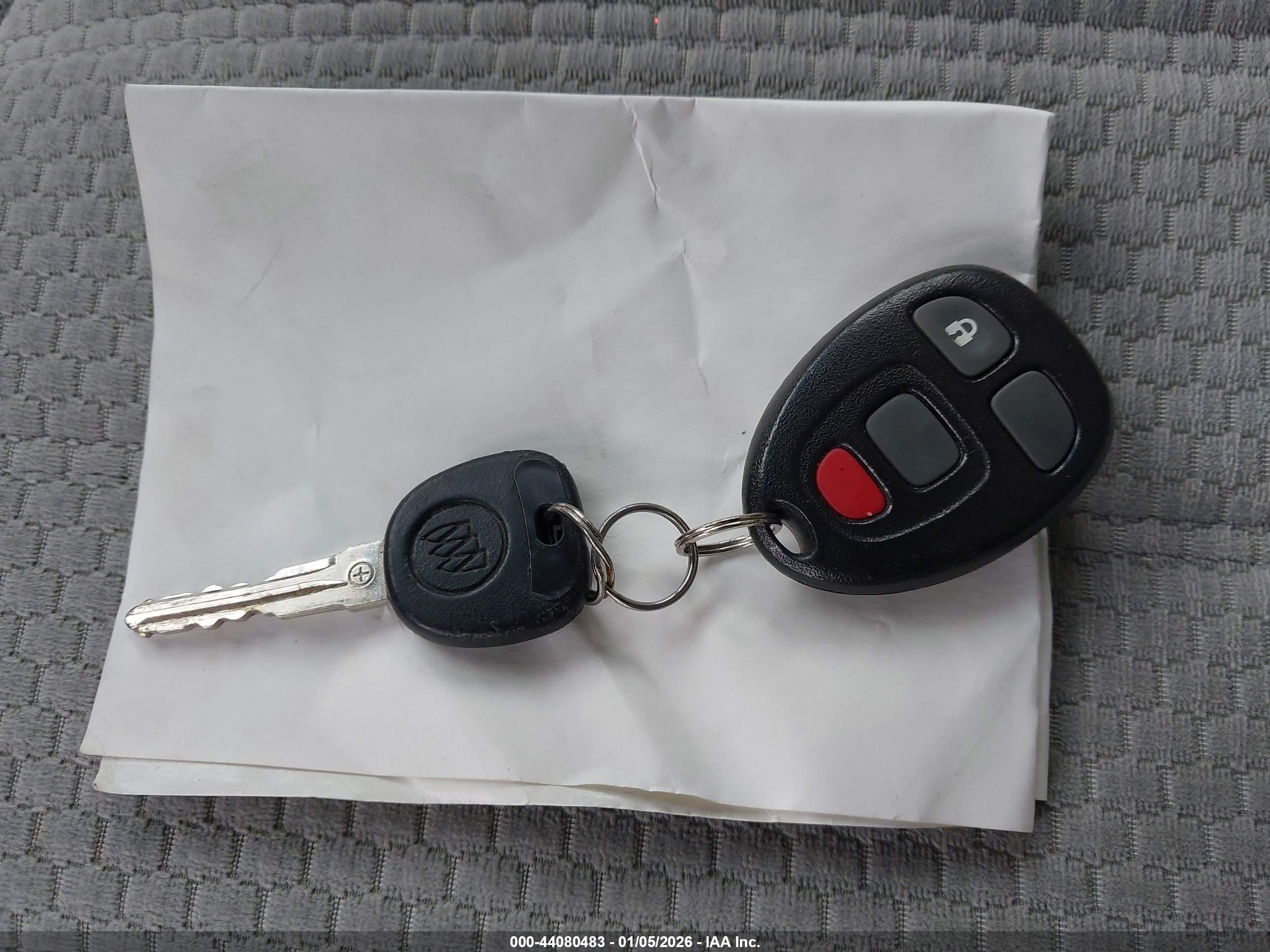 BUICK LUCERNE image 11