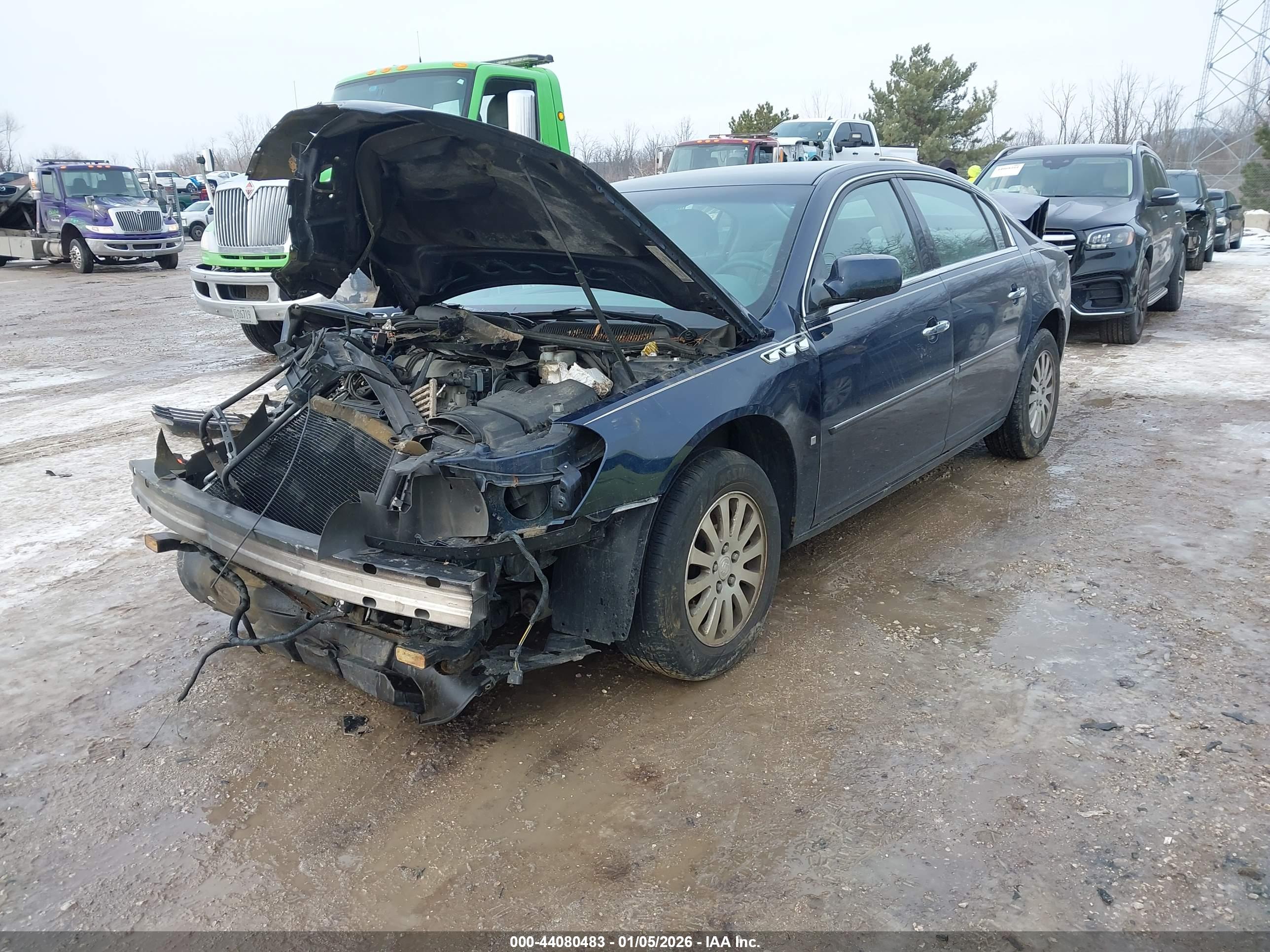BUICK LUCERNE image 2