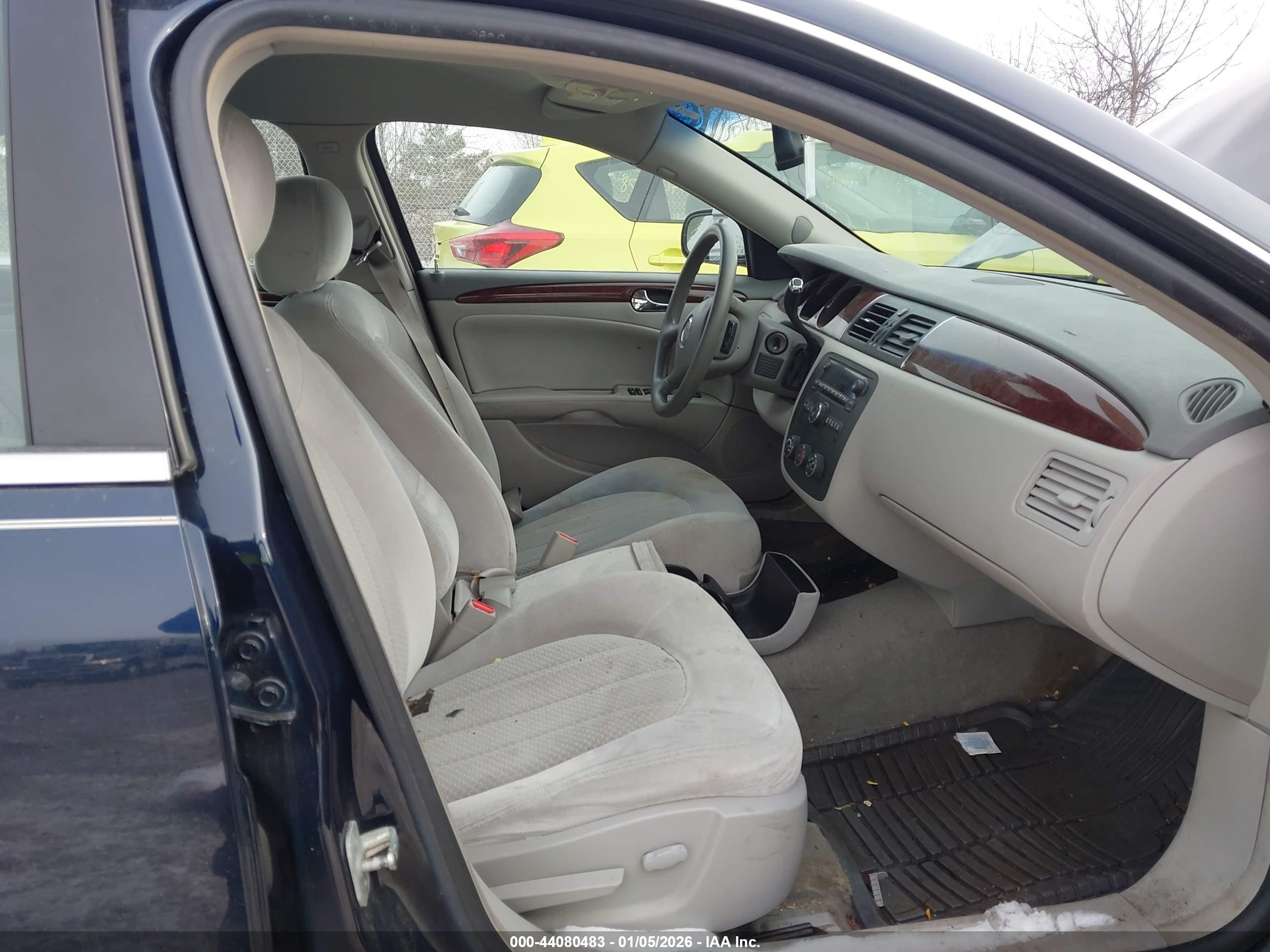 BUICK LUCERNE image 5