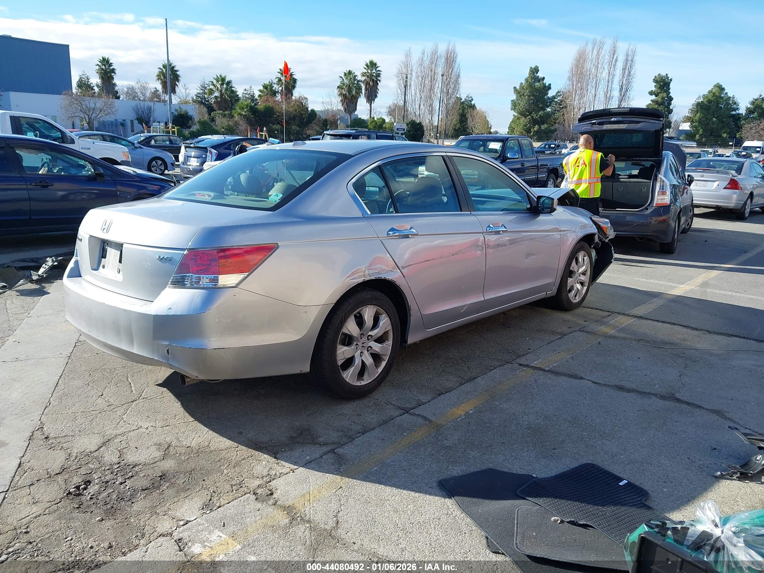 HONDA ACCORD image 4