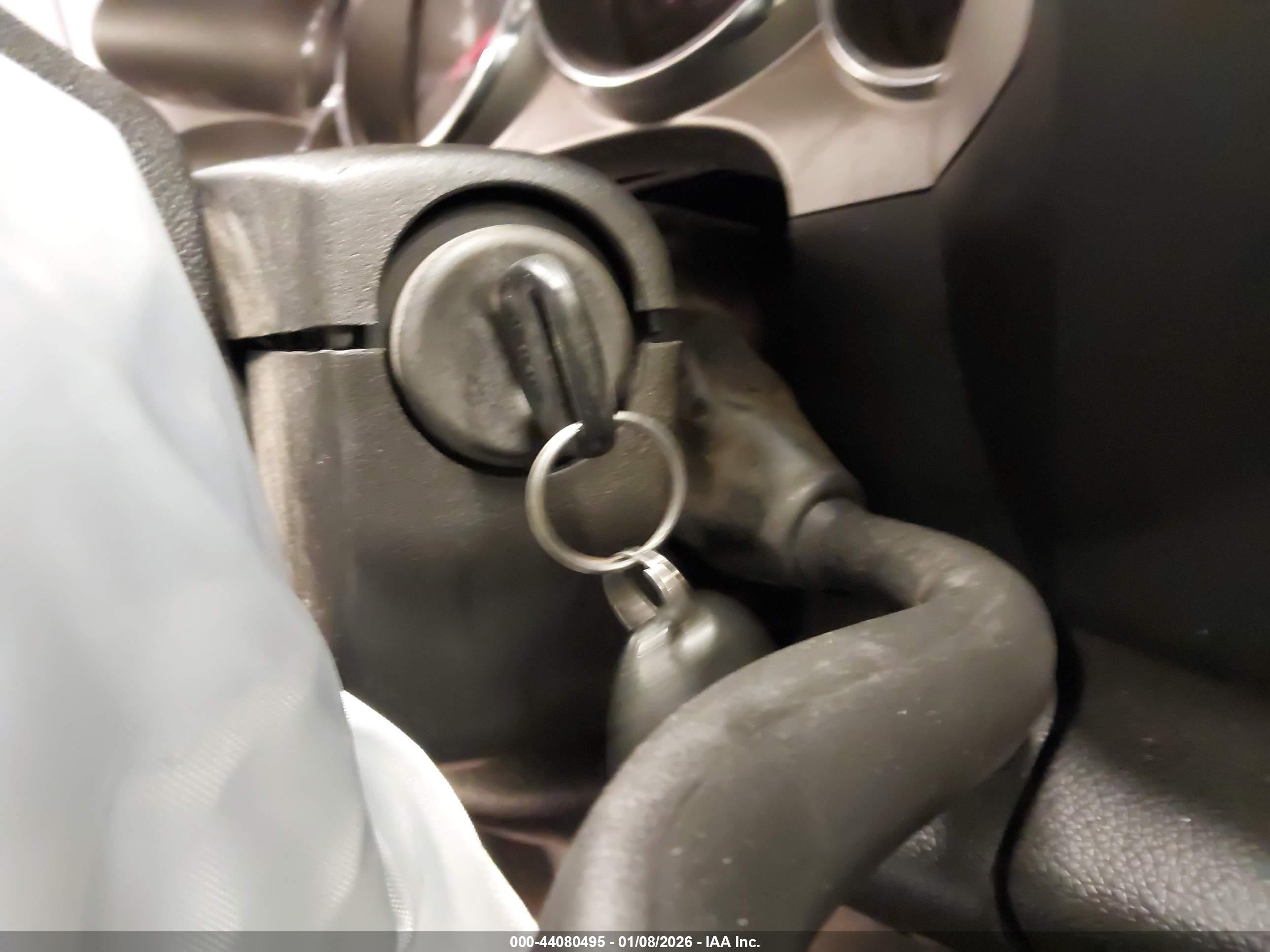 GMC SIERRA image 11