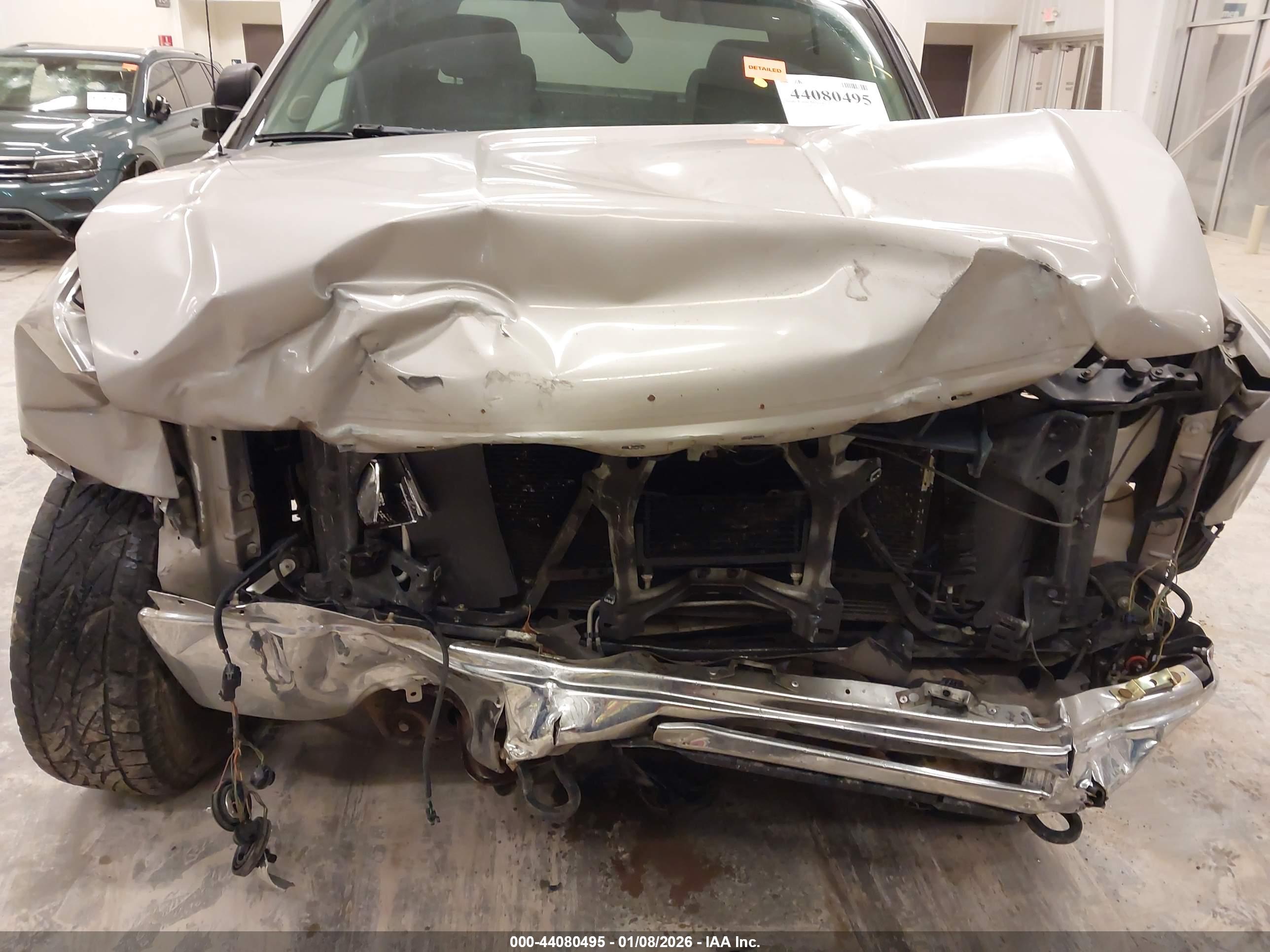 GMC SIERRA image 6