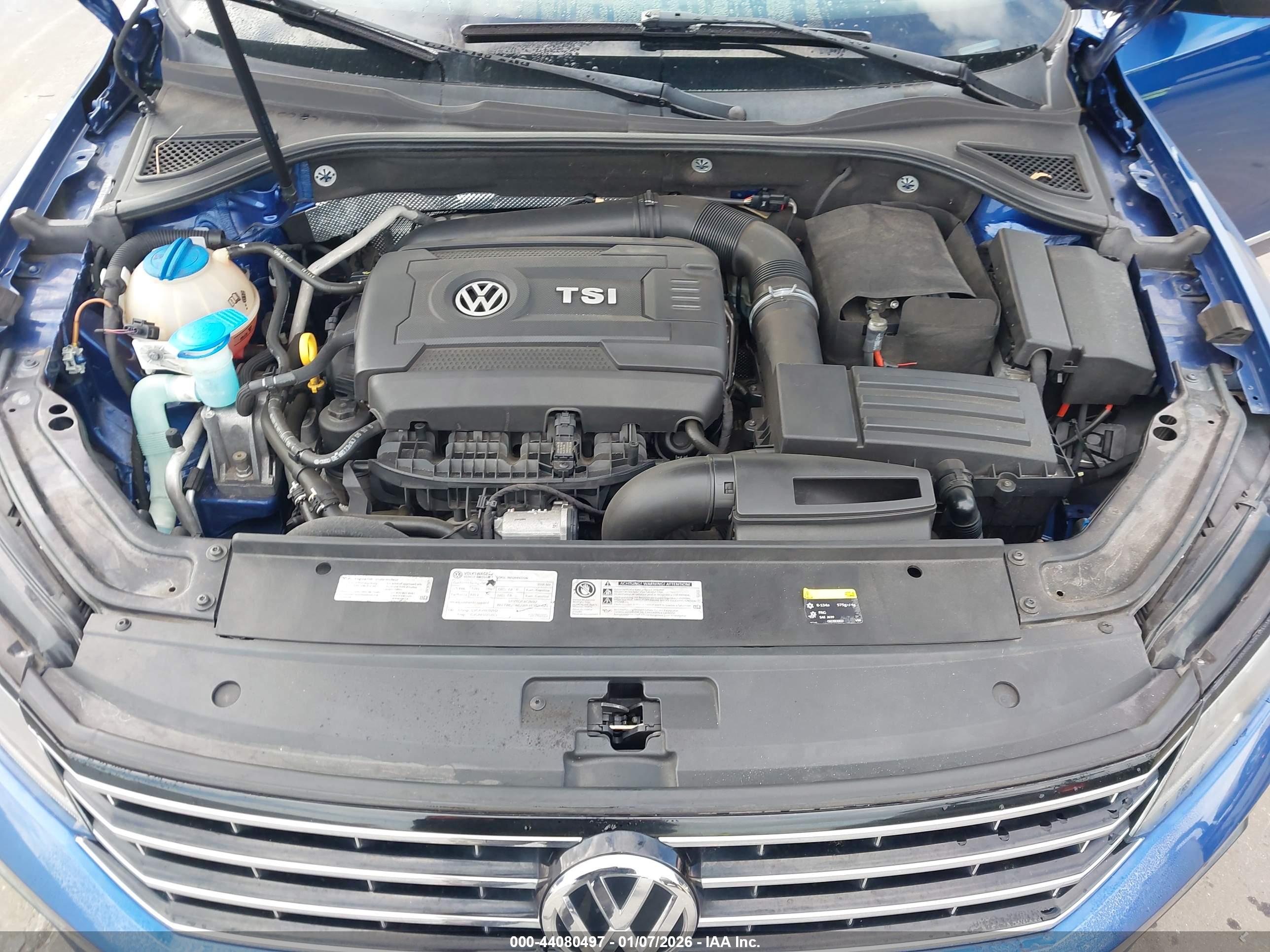 VOLKSWAGEN PASSAT image 10