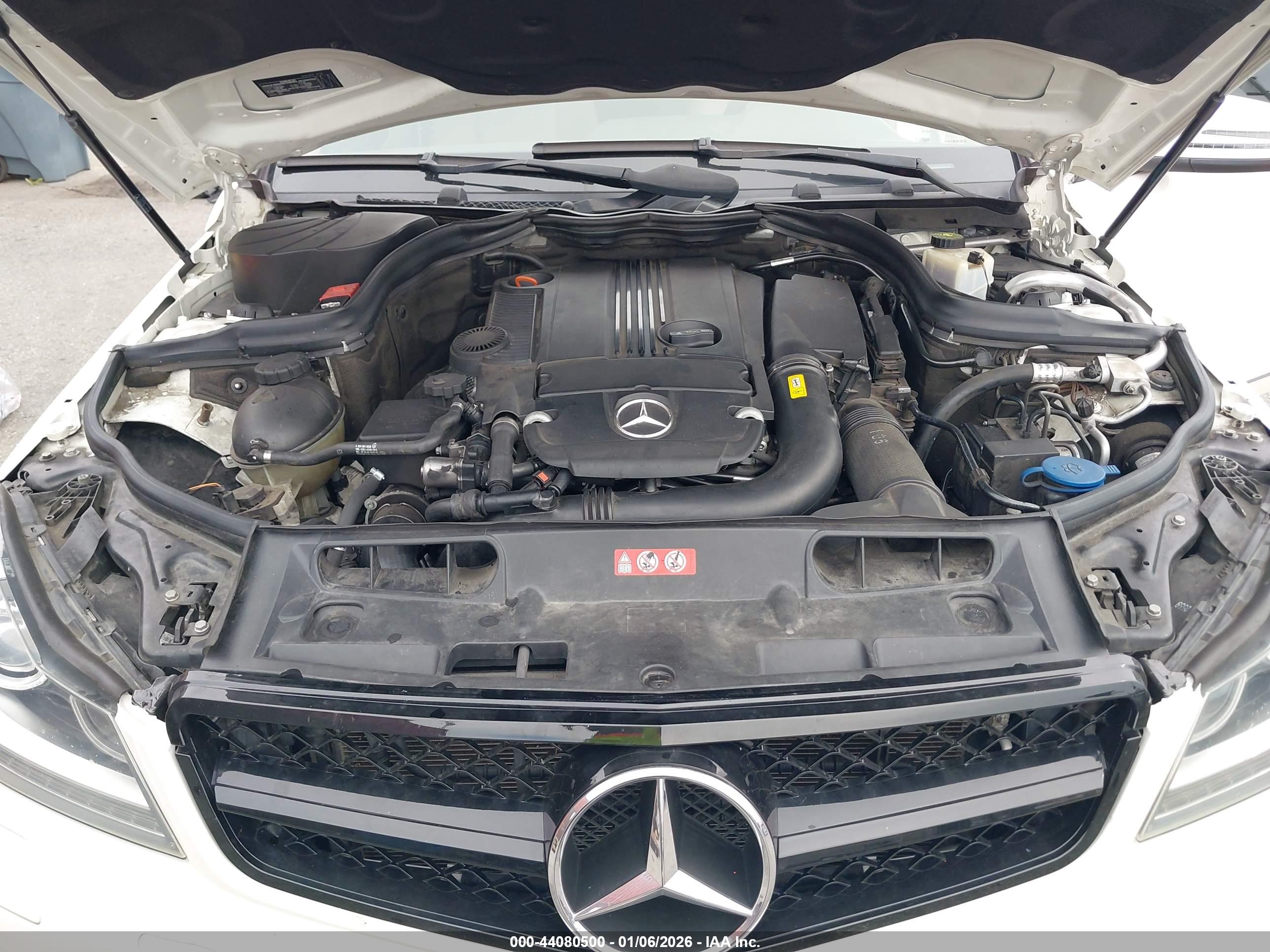 MERCEDES-BENZ C image 10