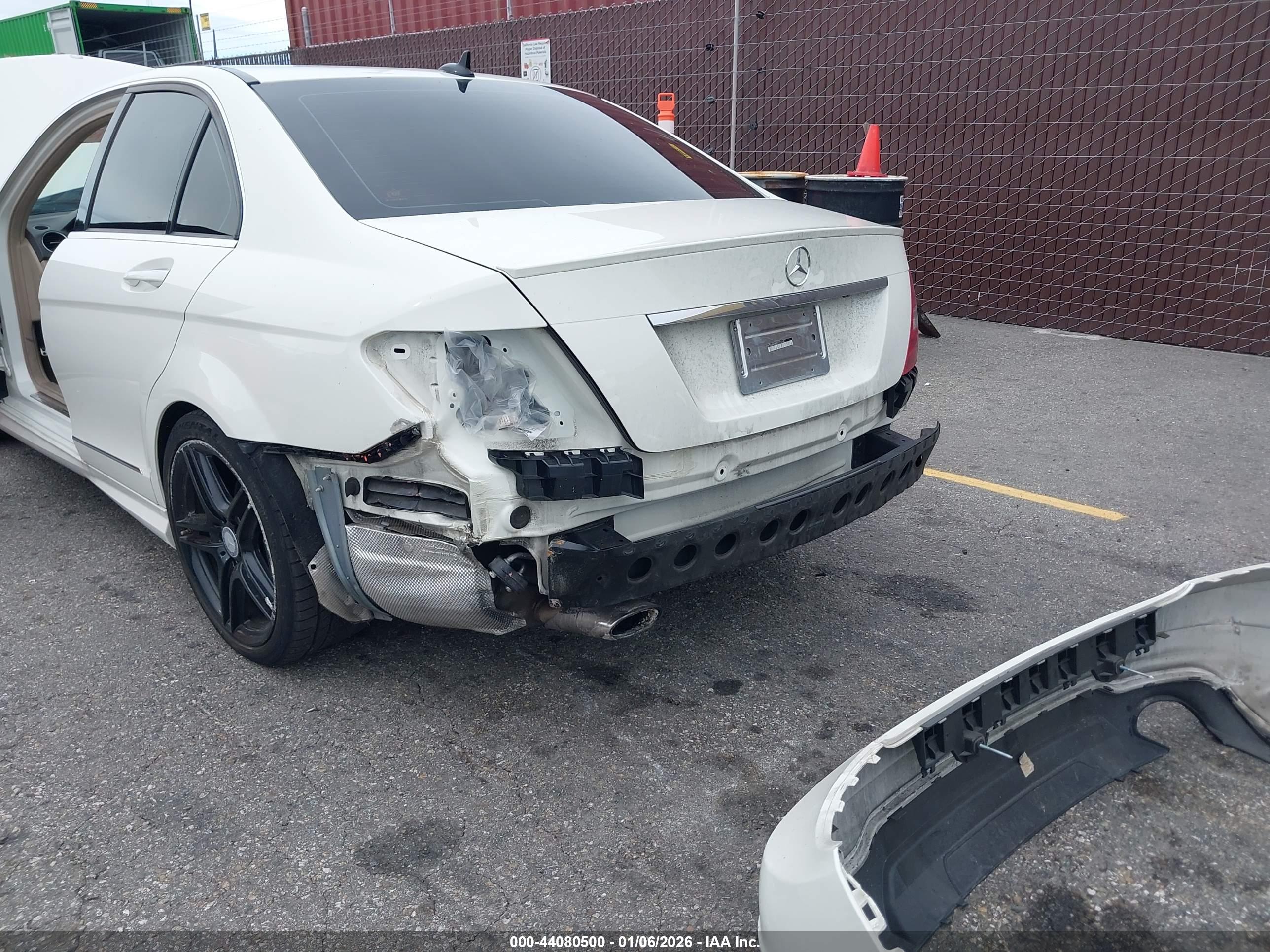 MERCEDES-BENZ C image 6