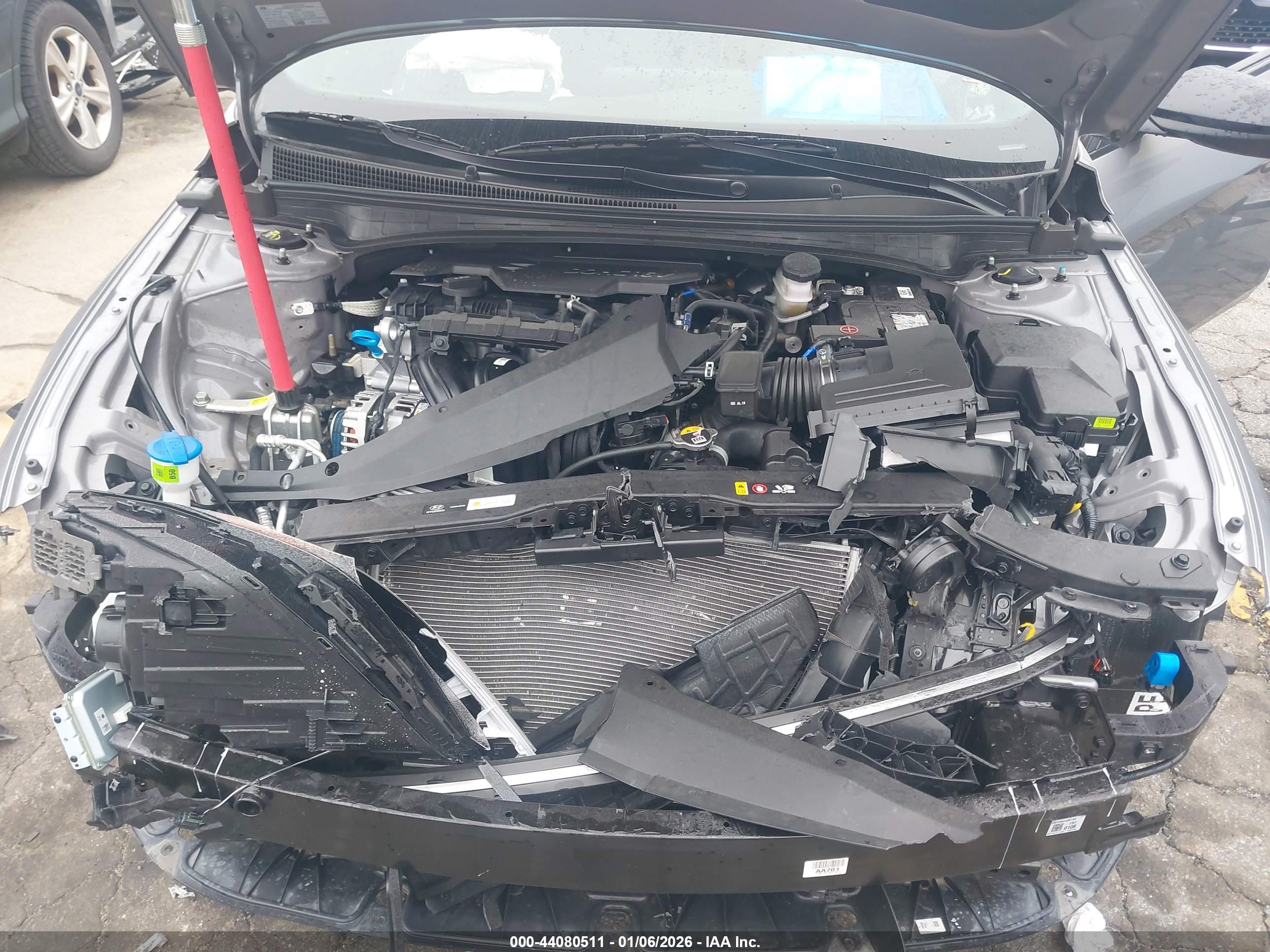 HYUNDAI ELANTRA image 10