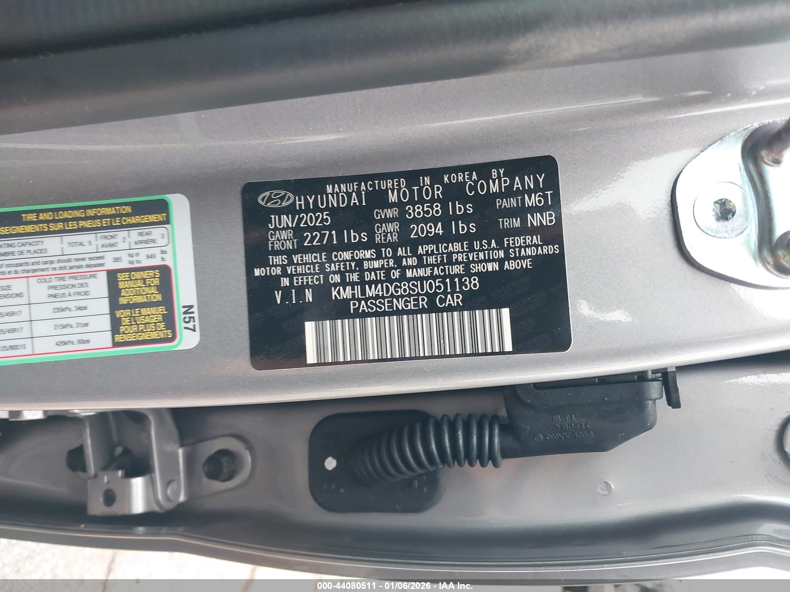 HYUNDAI ELANTRA image 9
