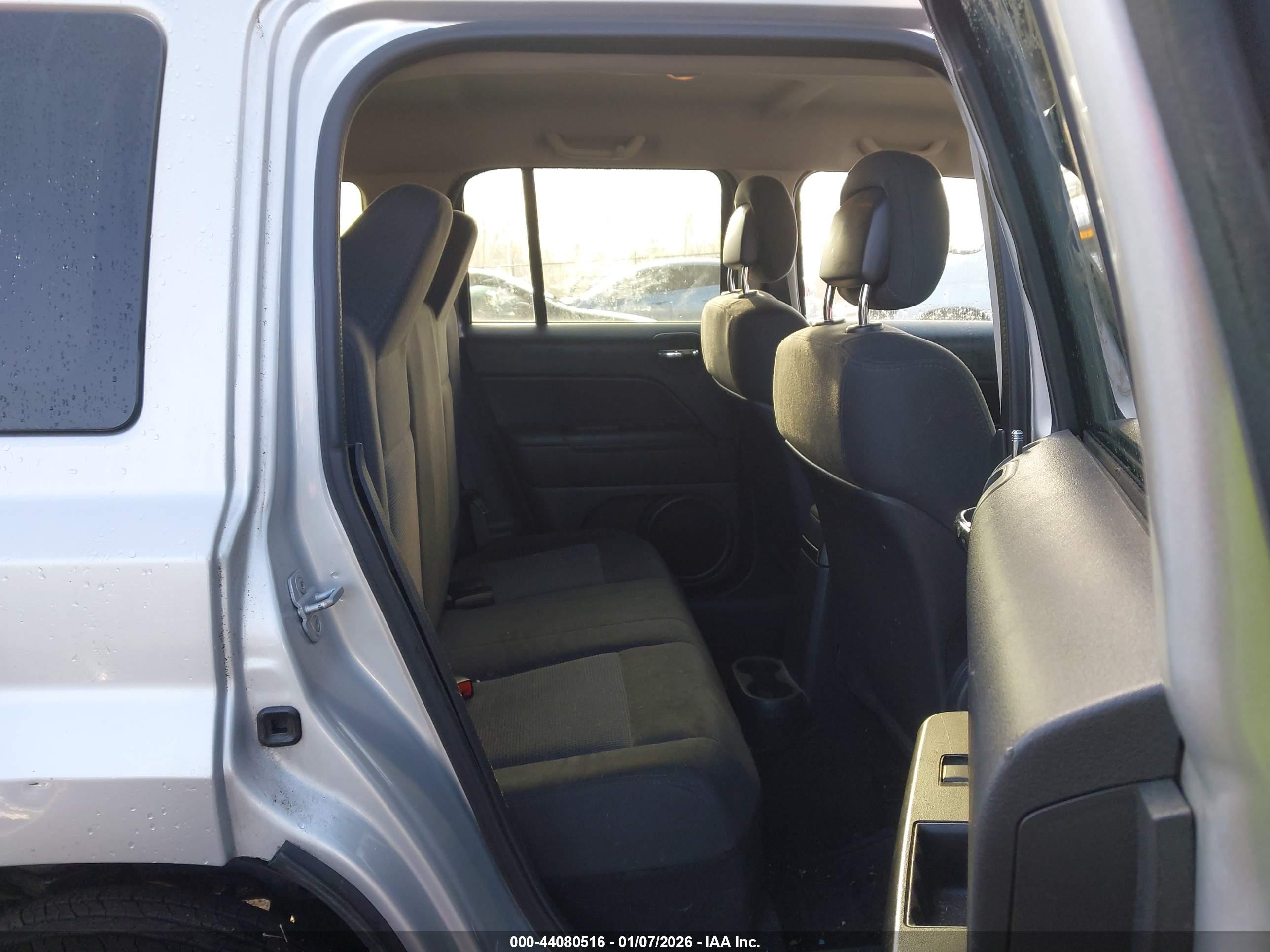 JEEP PATRIOT image 8