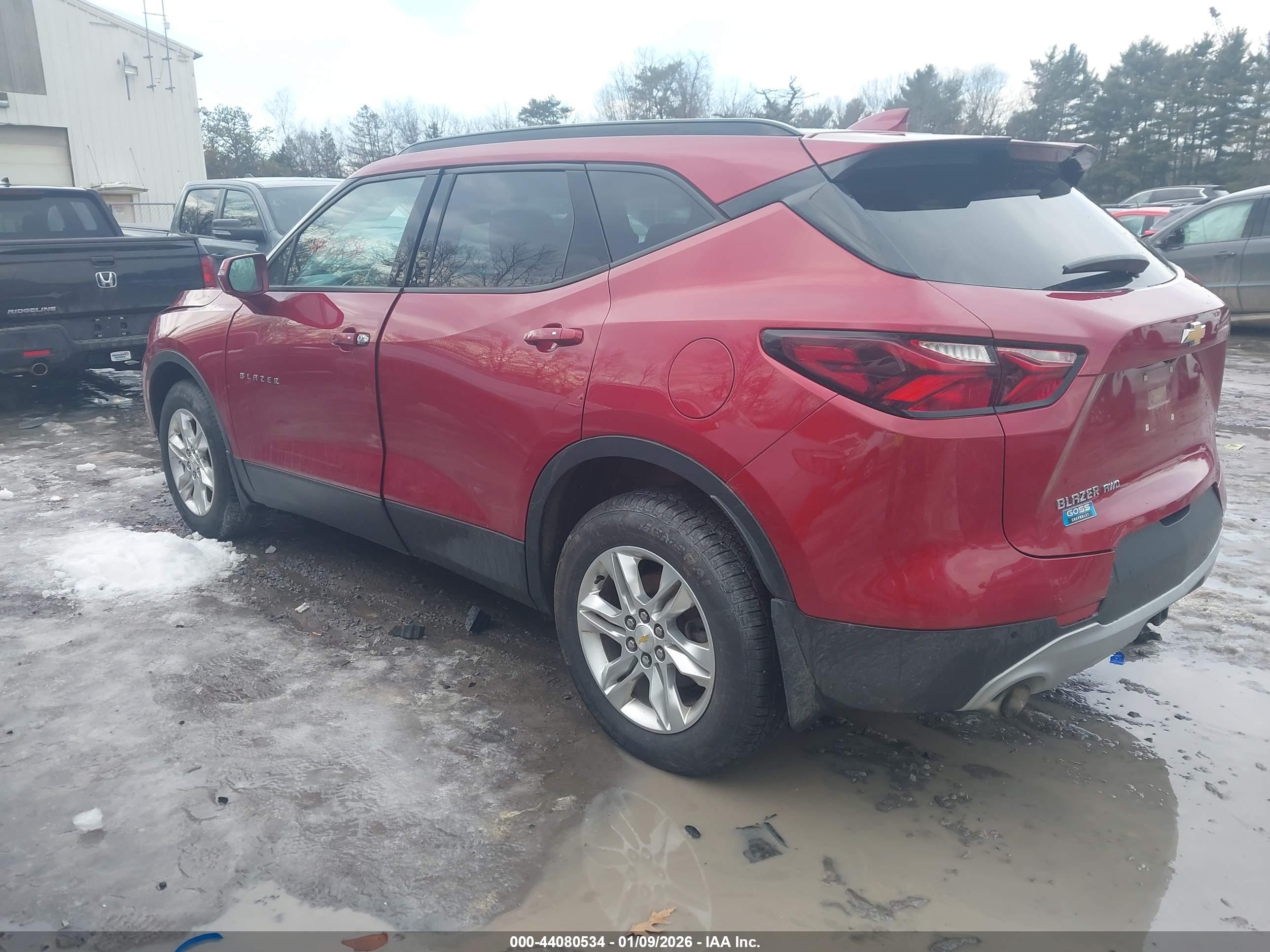 CHEVROLET BLAZER image 3