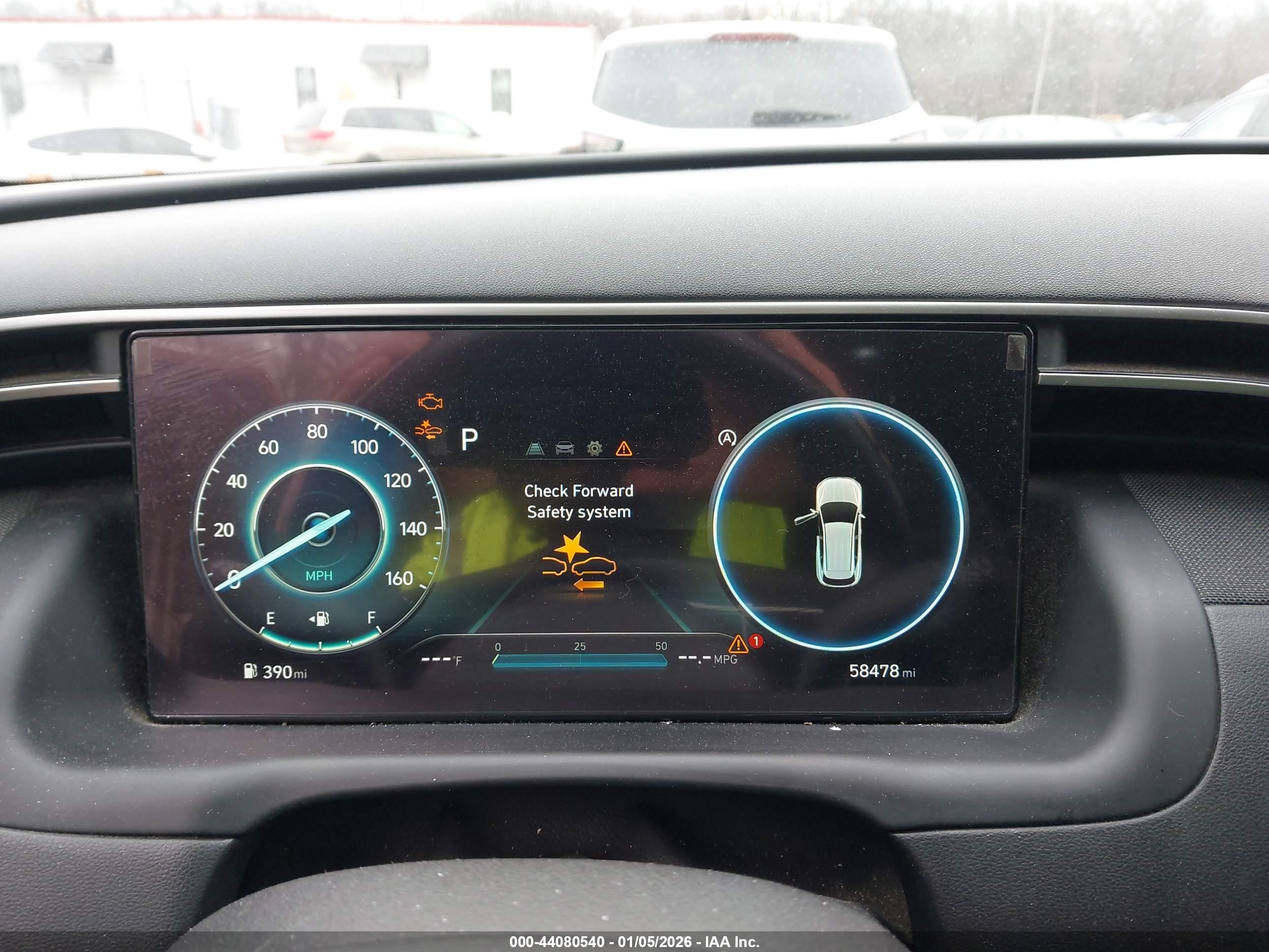 HYUNDAI TUCSON image 7