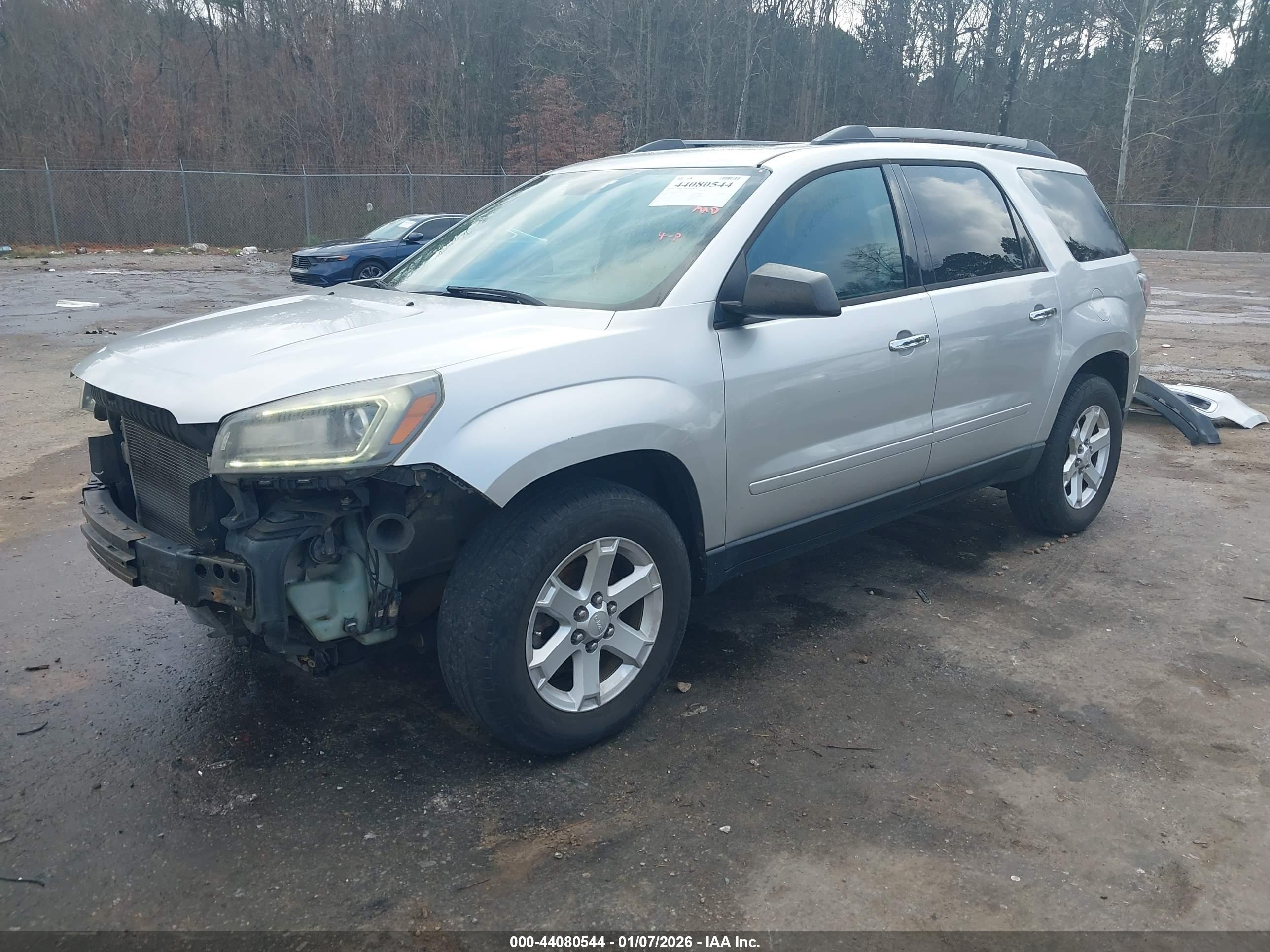 GMC ACADIA image 2