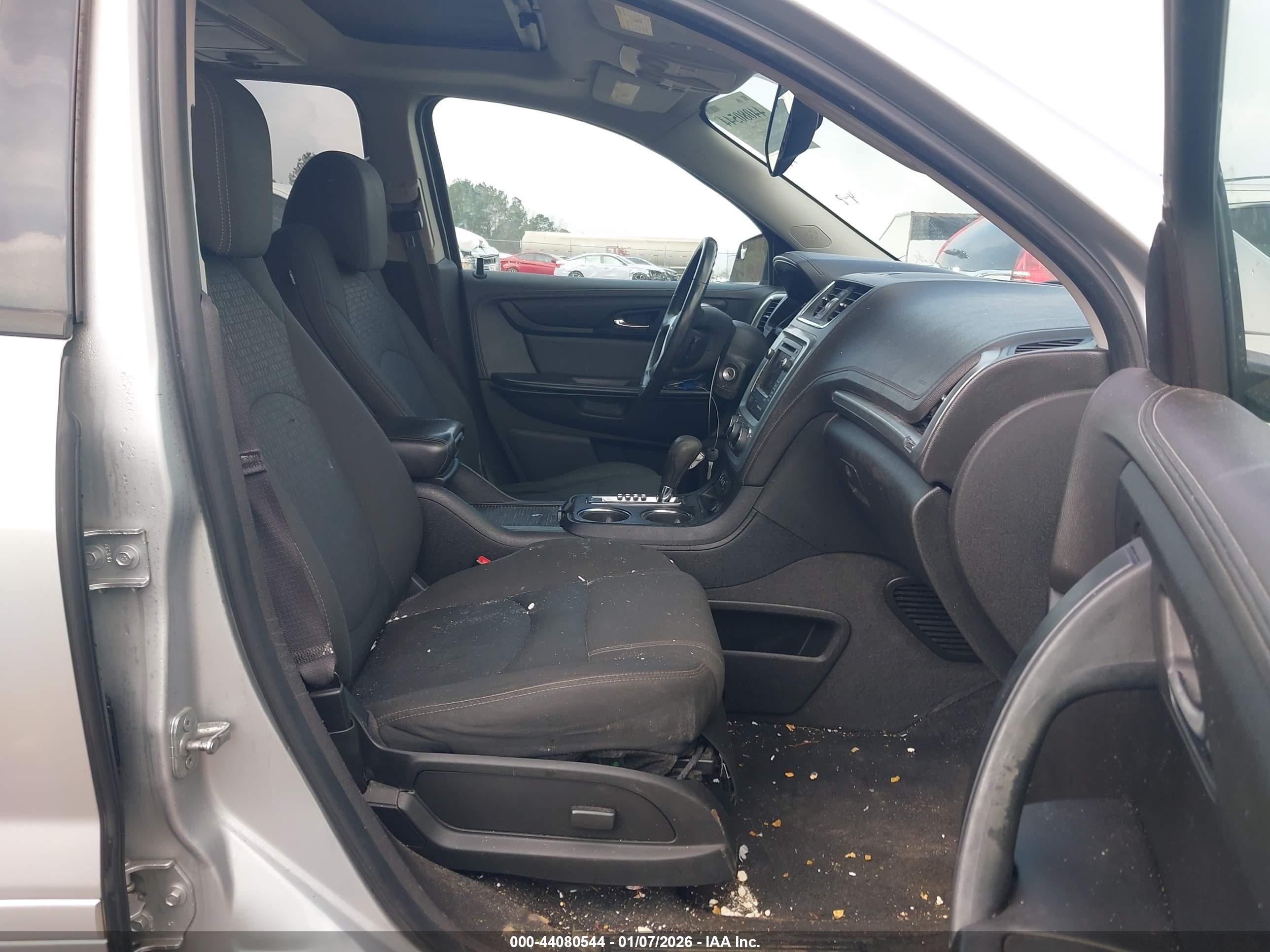 GMC ACADIA image 5