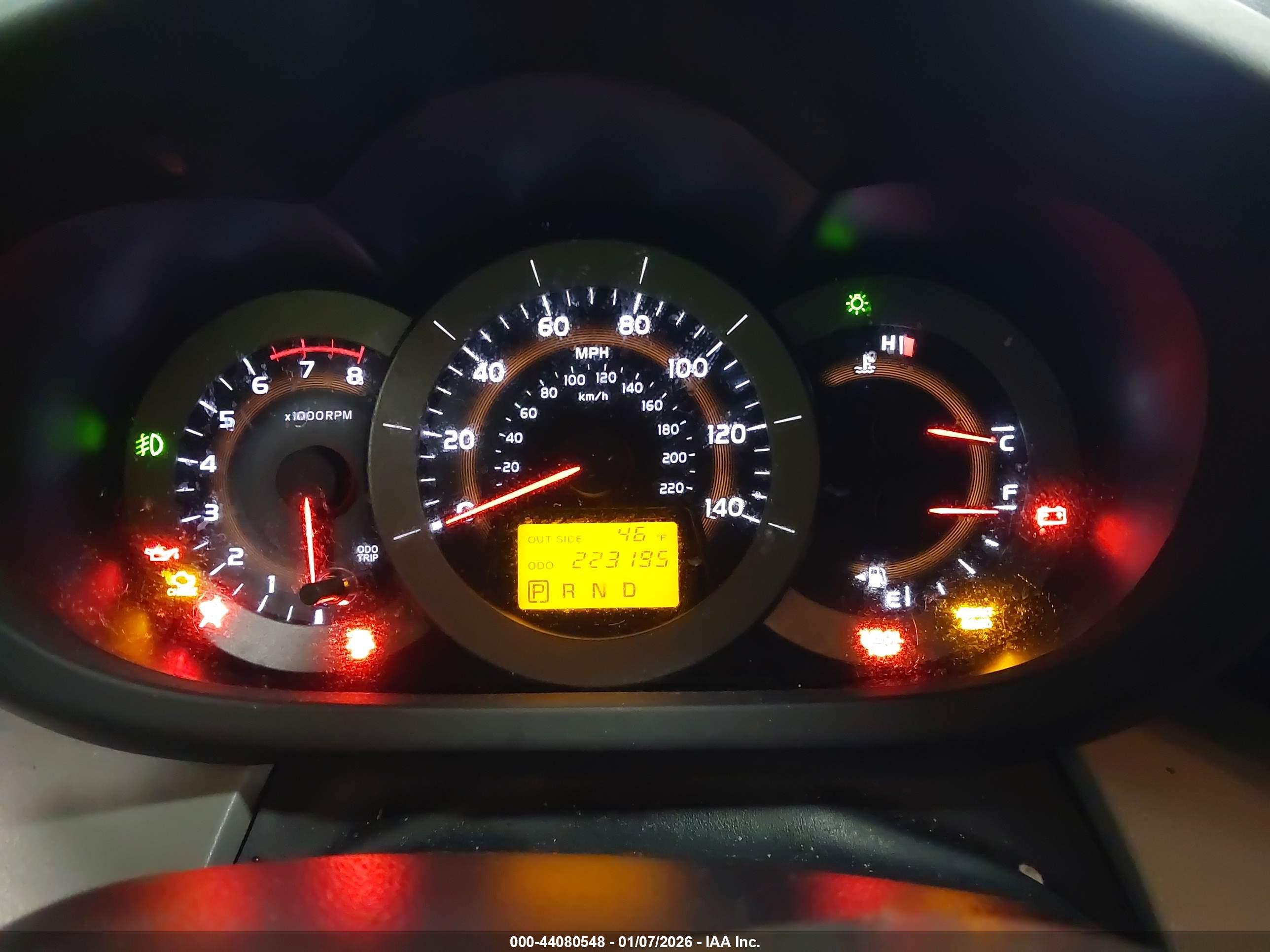 TOYOTA RAV4 image 7