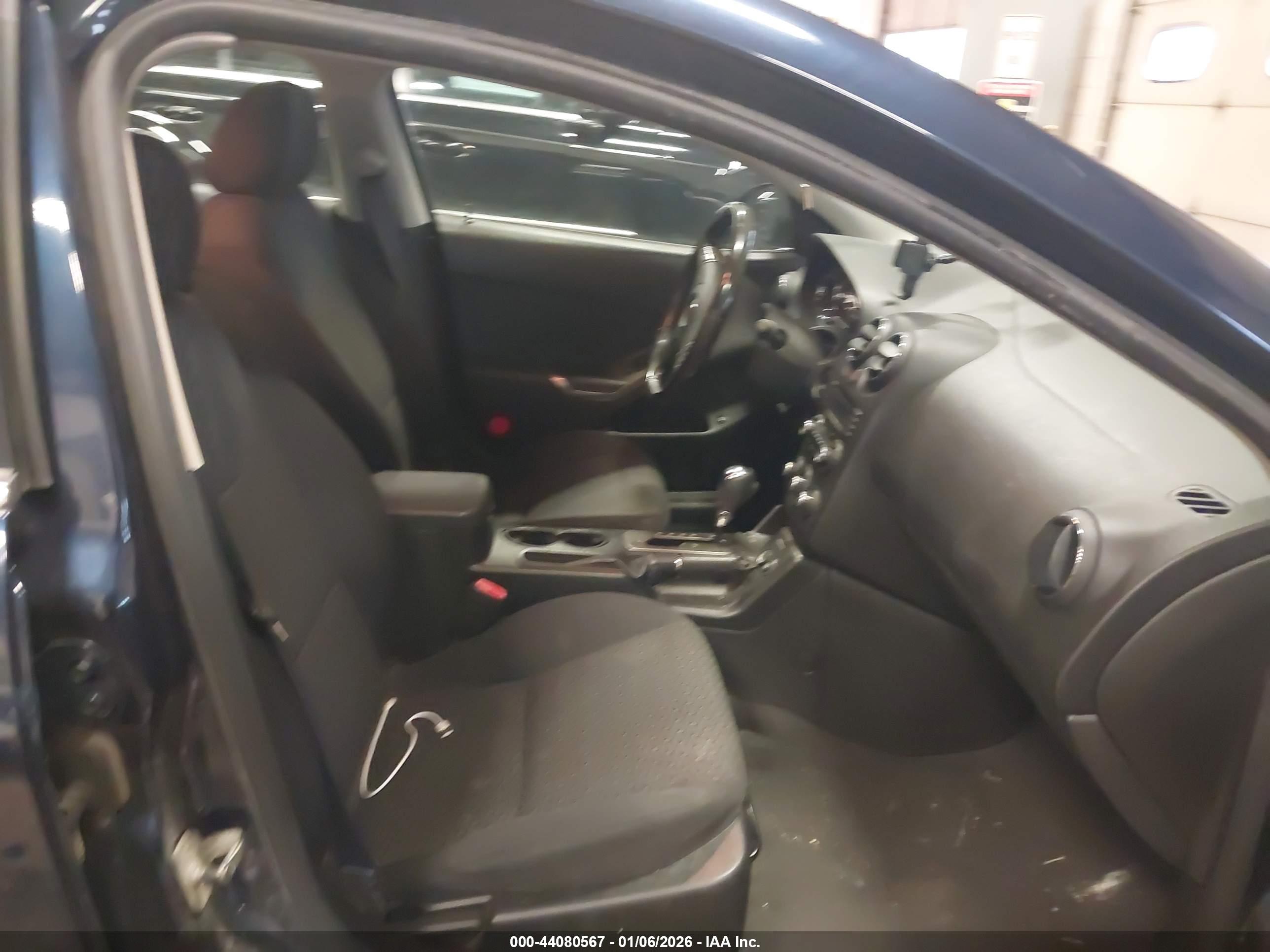PONTIAC G6 image 5