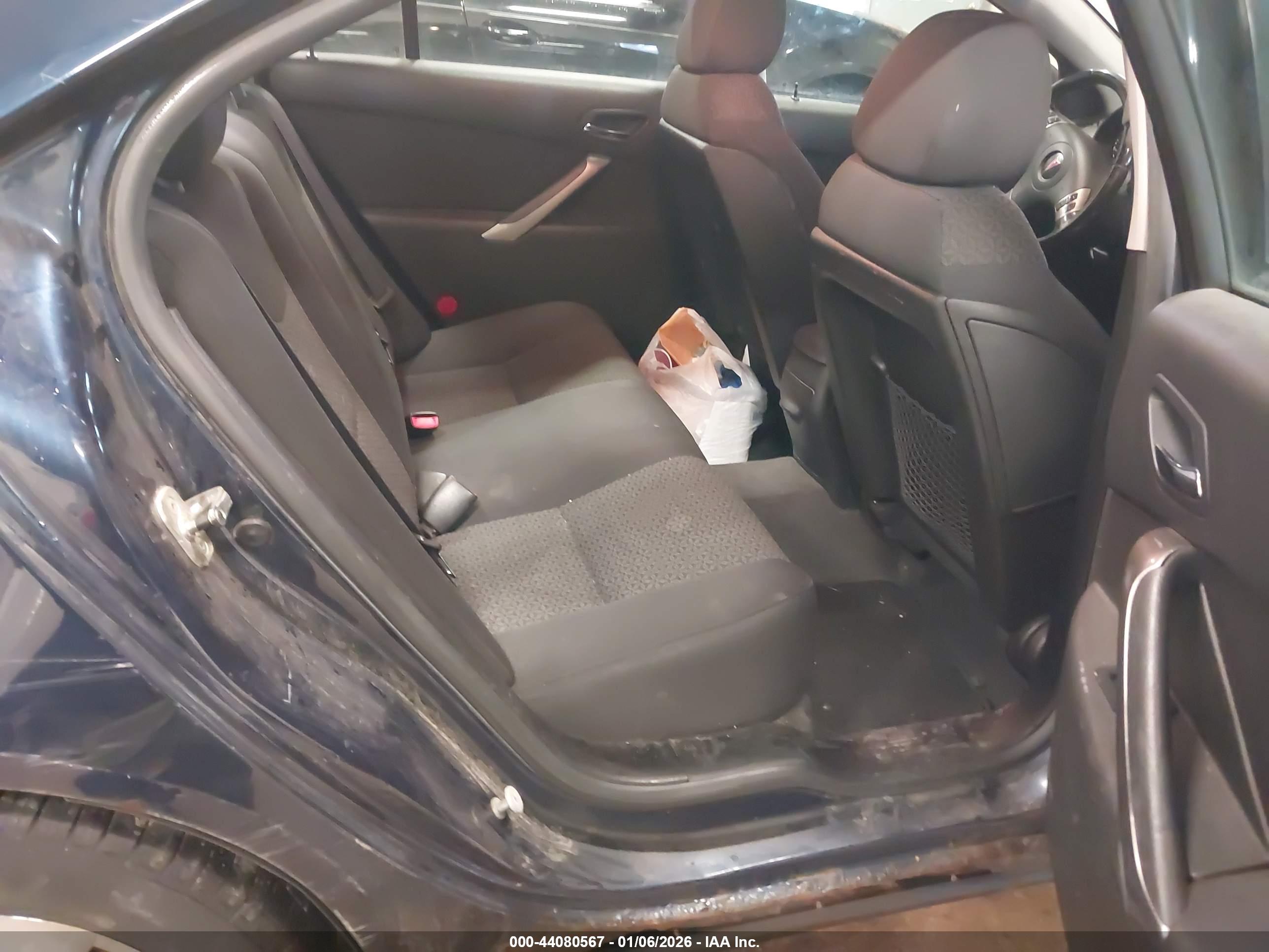 PONTIAC G6 image 8
