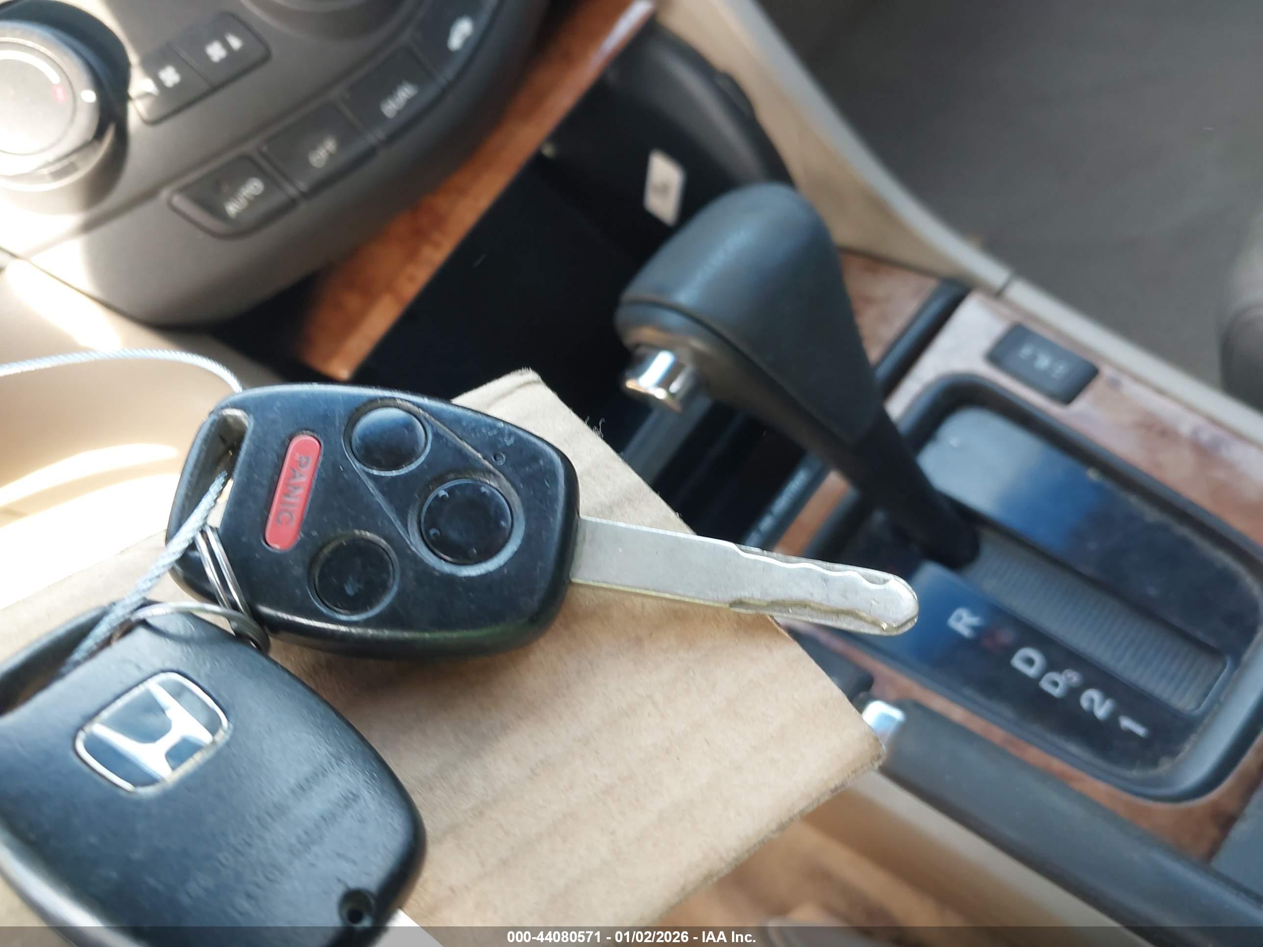 HONDA ACCORD image 11