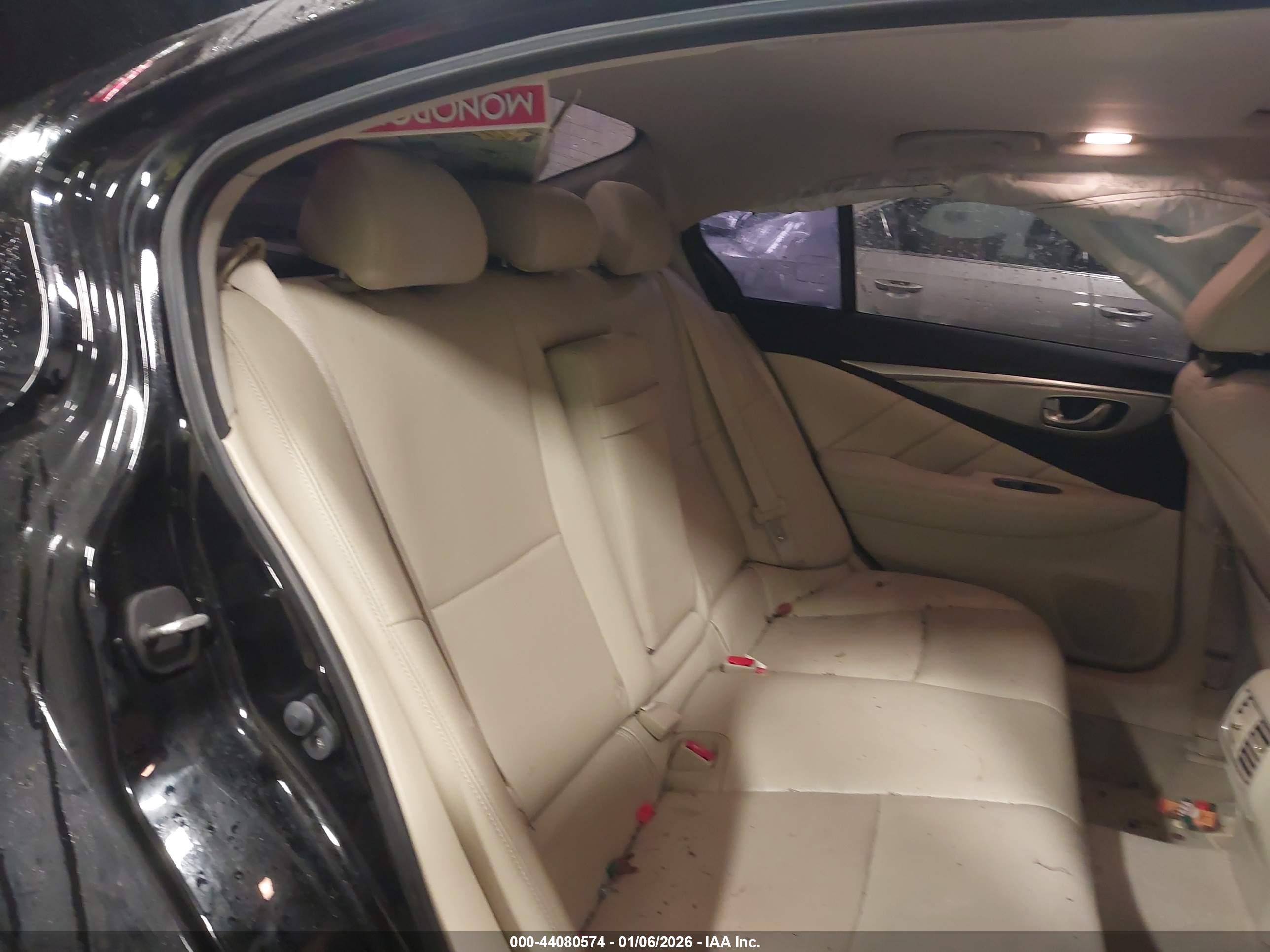 INFINITI Q50 image 8