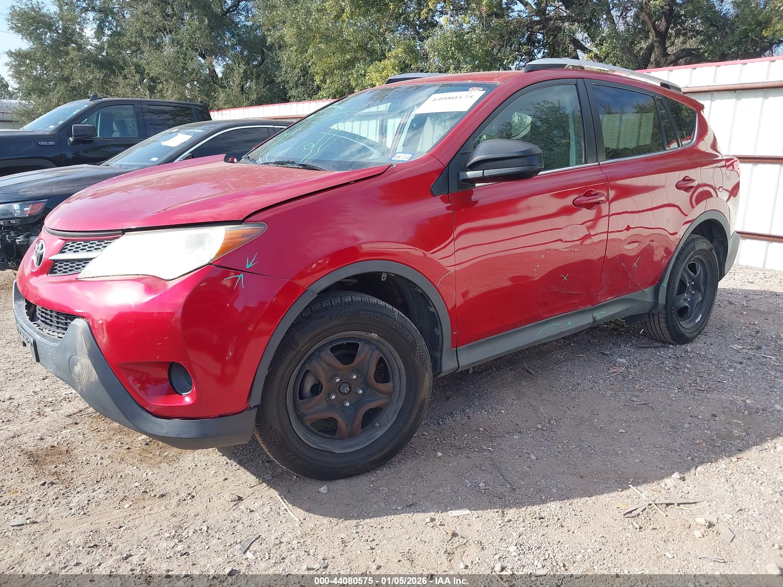 TOYOTA RAV4 image 2