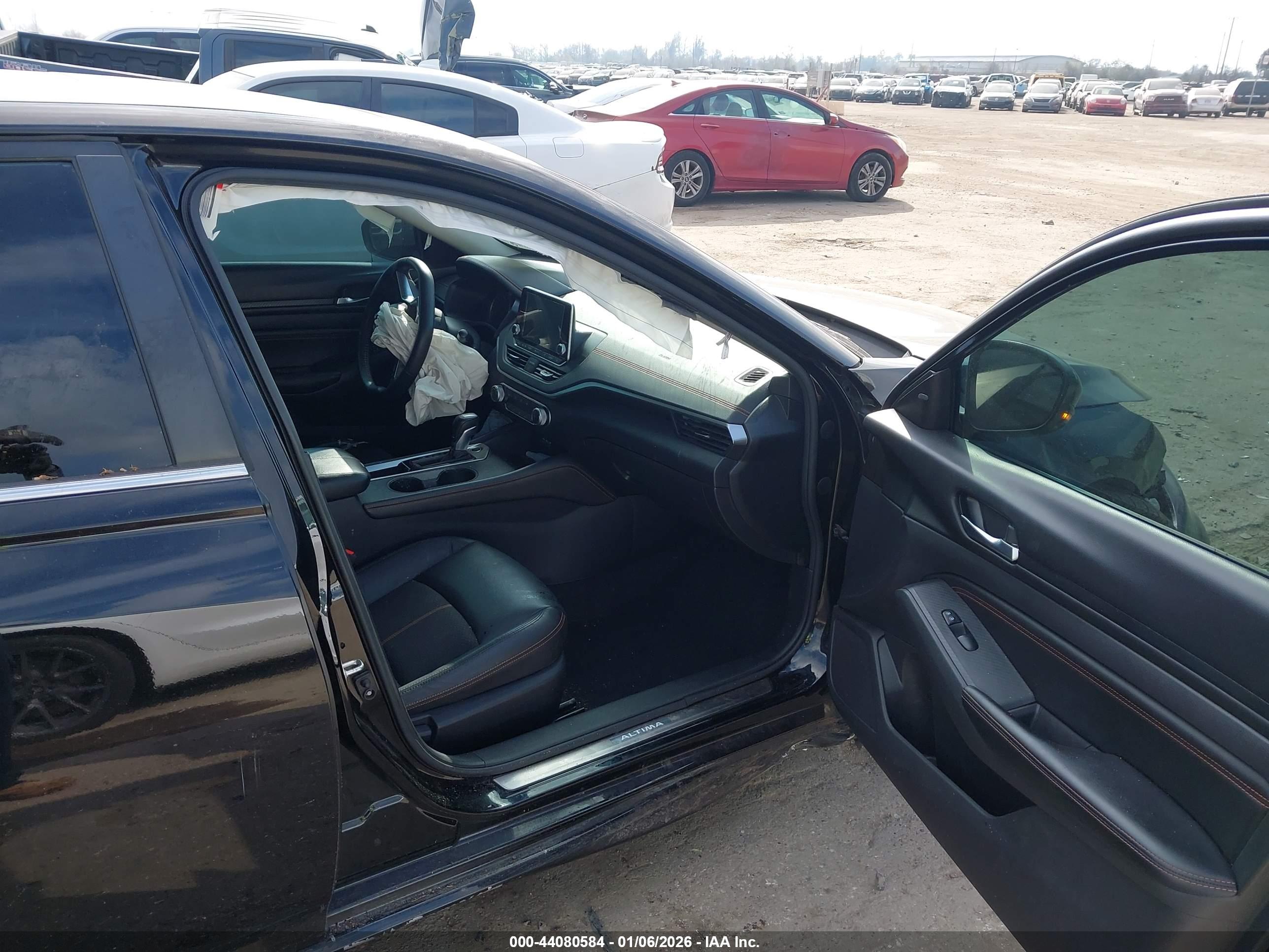 NISSAN ALTIMA image 5