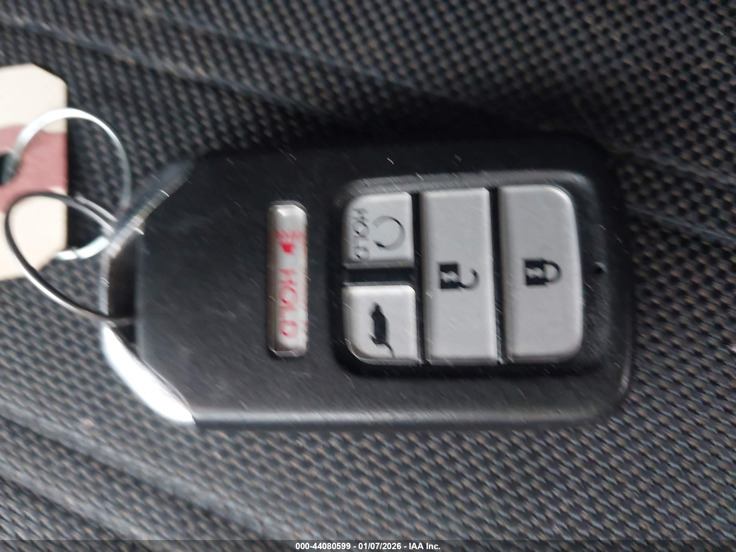 HONDA CR-V image 11