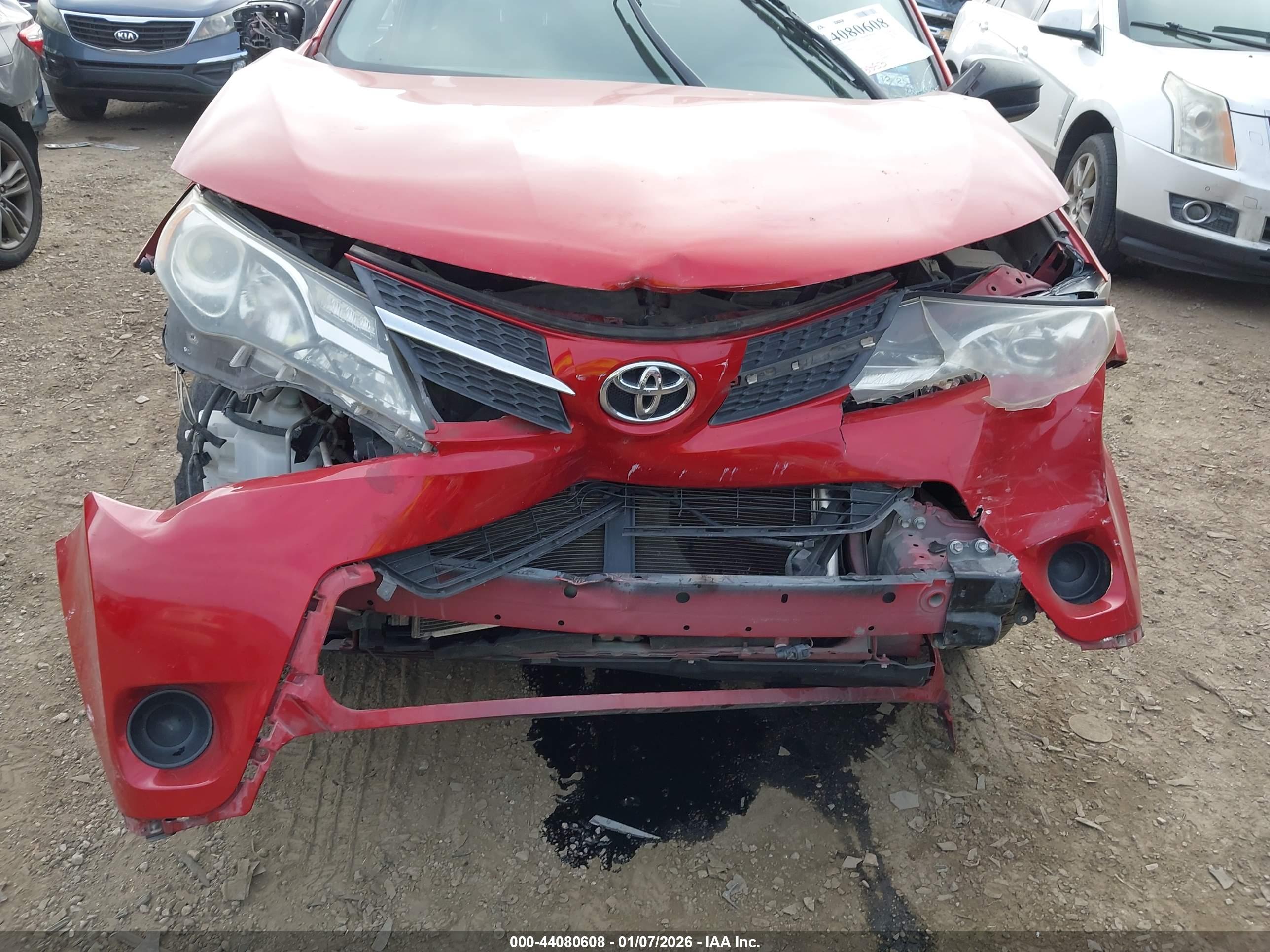 TOYOTA RAV4 image 6