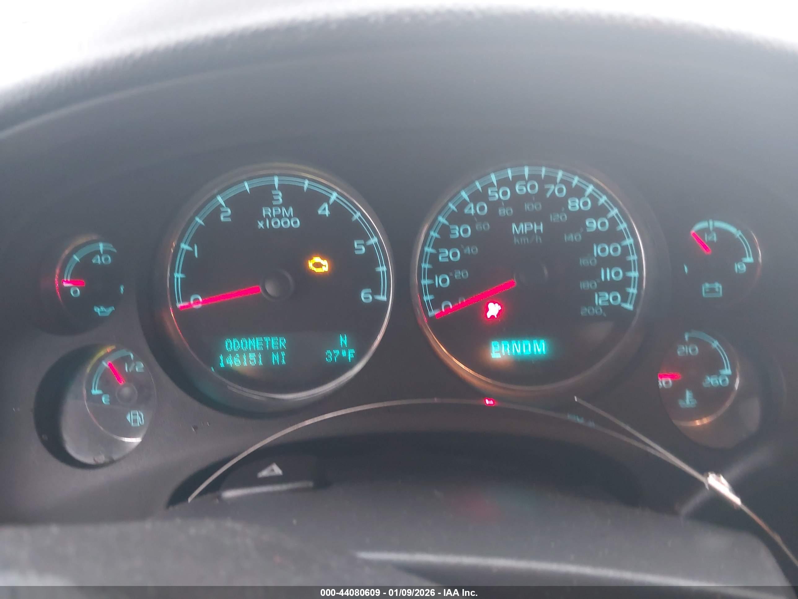 GMC YUKON image 7
